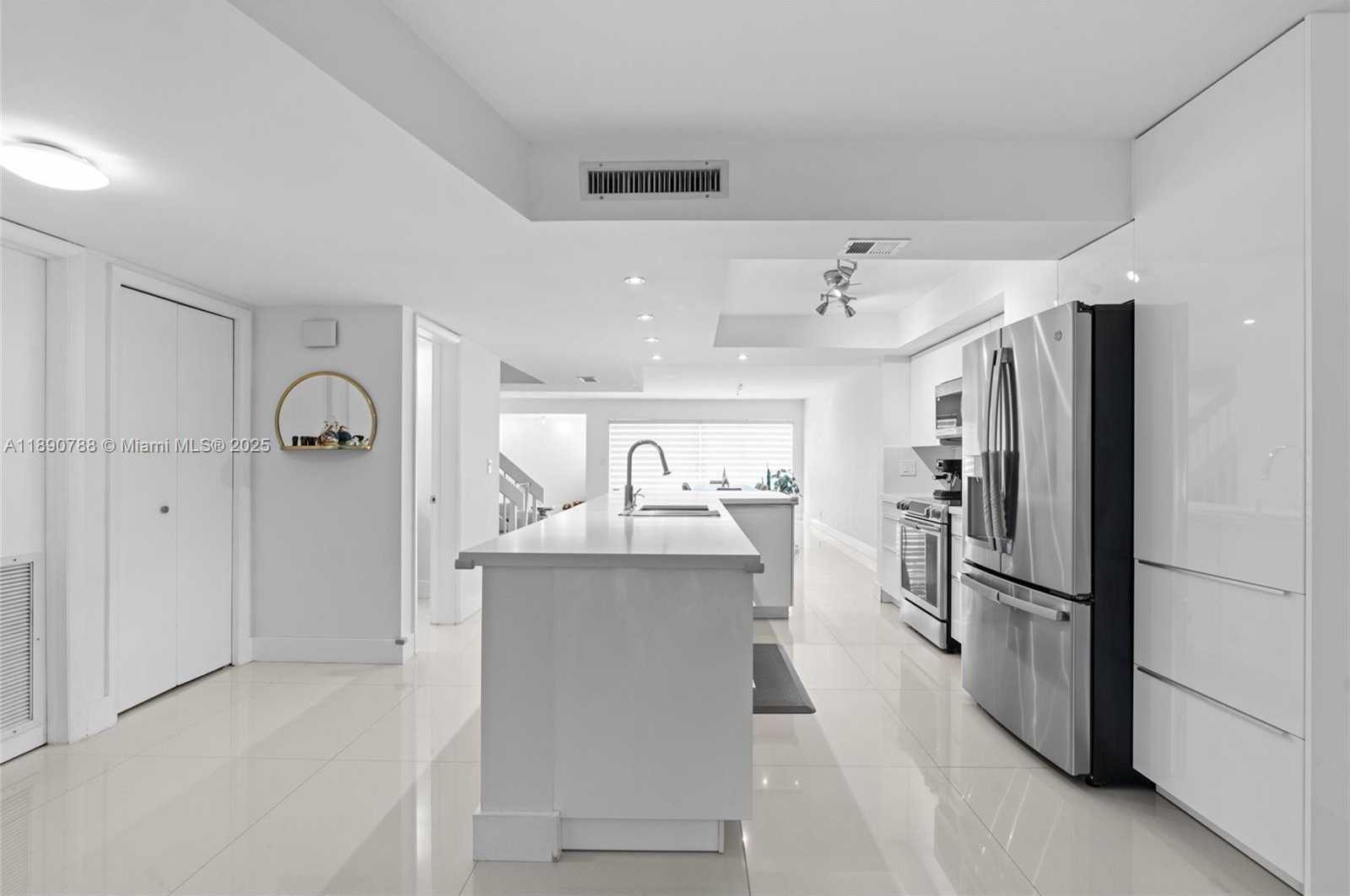 Small Image of 361 FERN DR #7-3, Weston Number 9