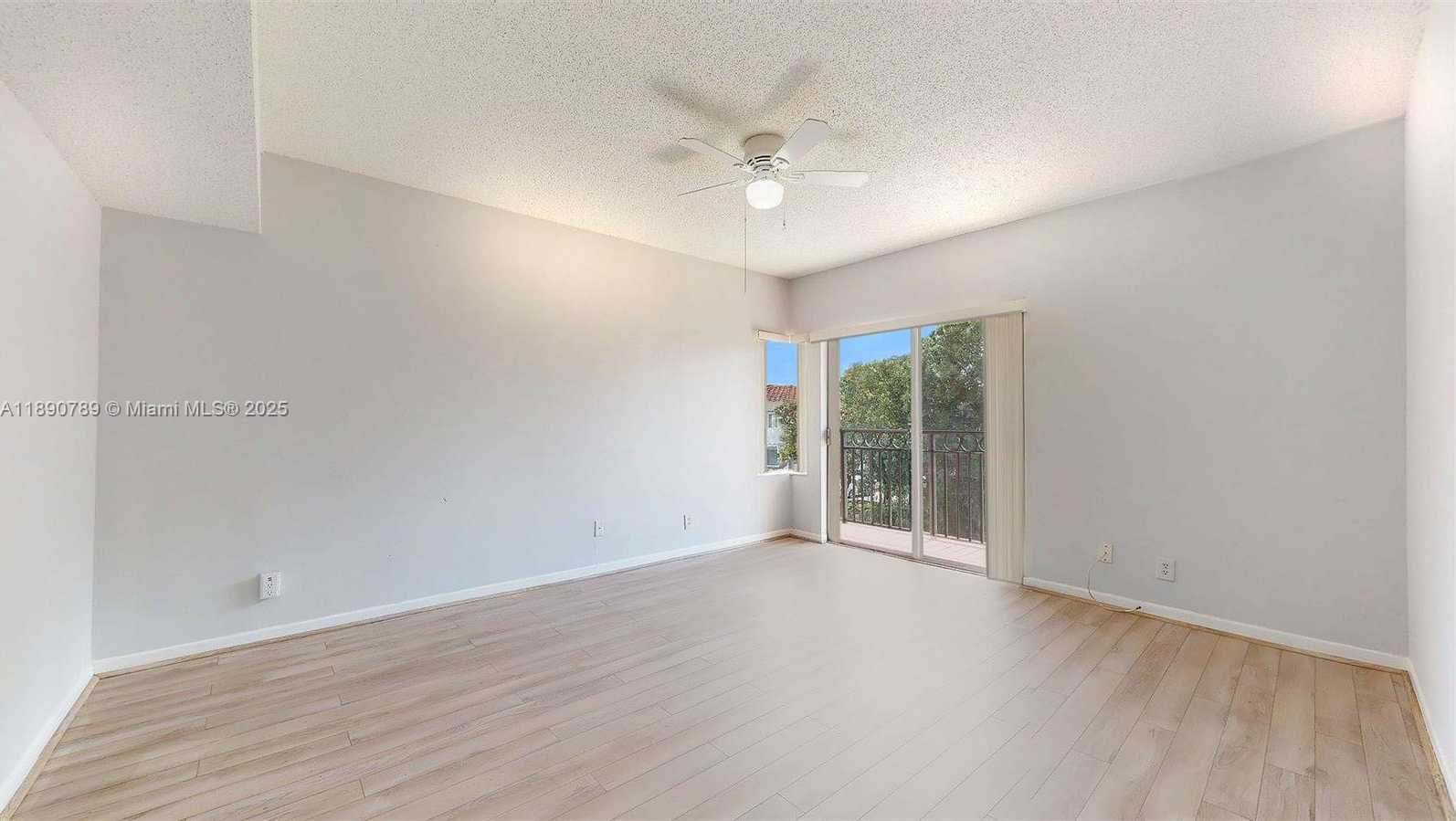 Small Image of 4850 SOUTH WEST 63RD TER #131, Davie Number 28