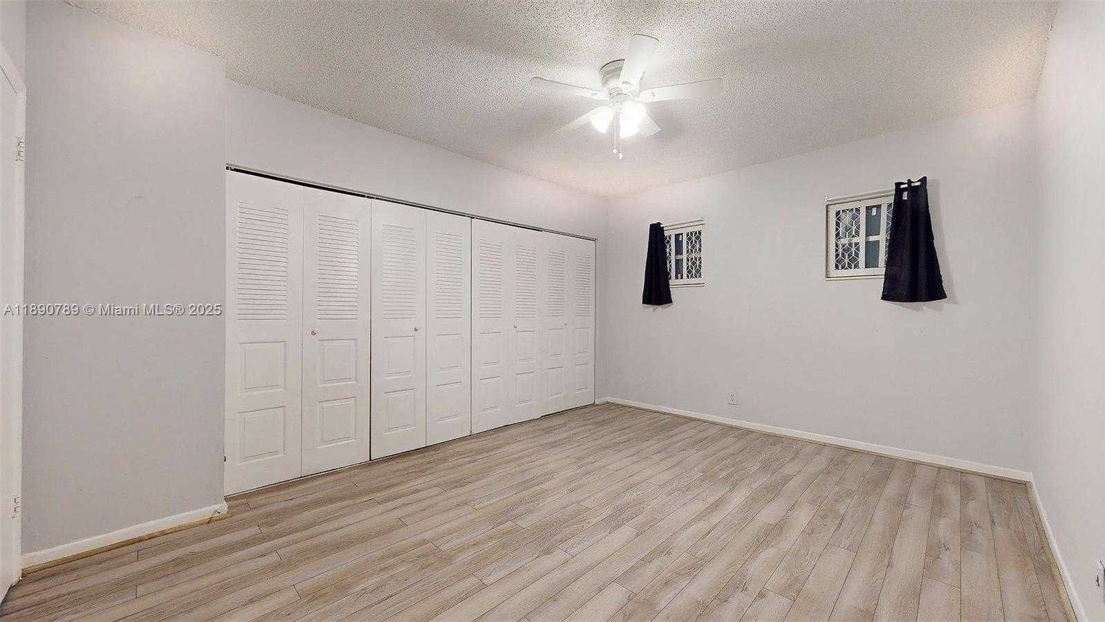 Small Image of 4850 SOUTH WEST 63RD TER #131, Davie Number 9