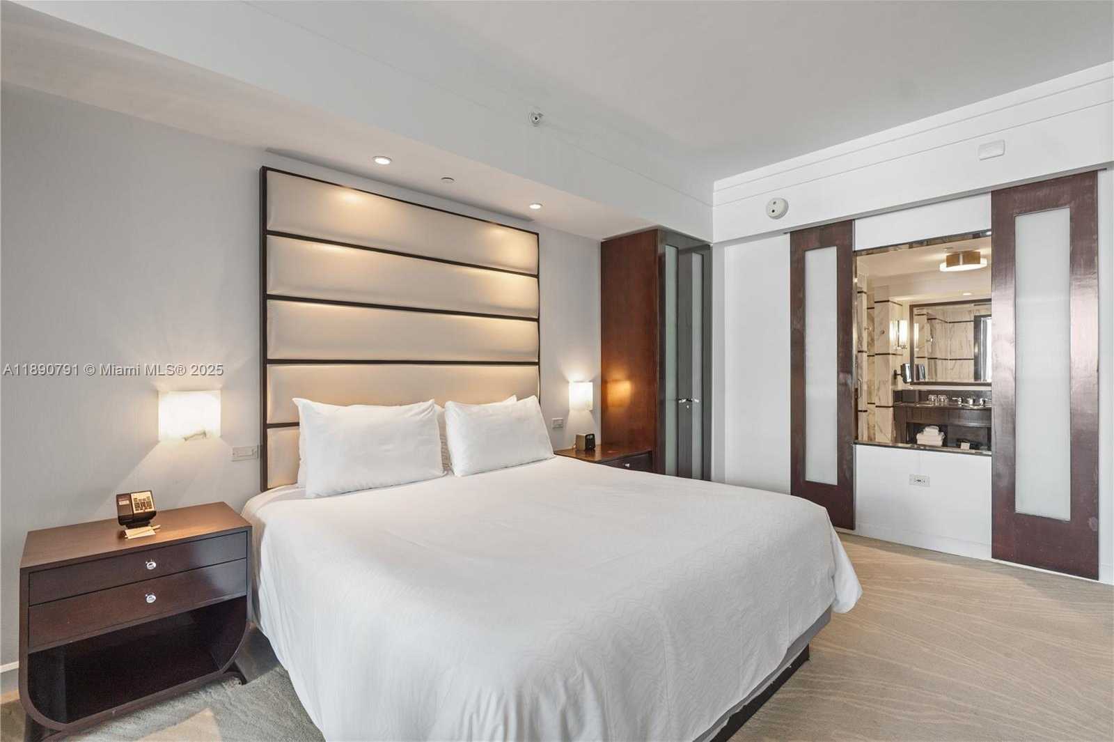 Small Image of 4391 COLLINS AVE #402, Miami Beach Number 11