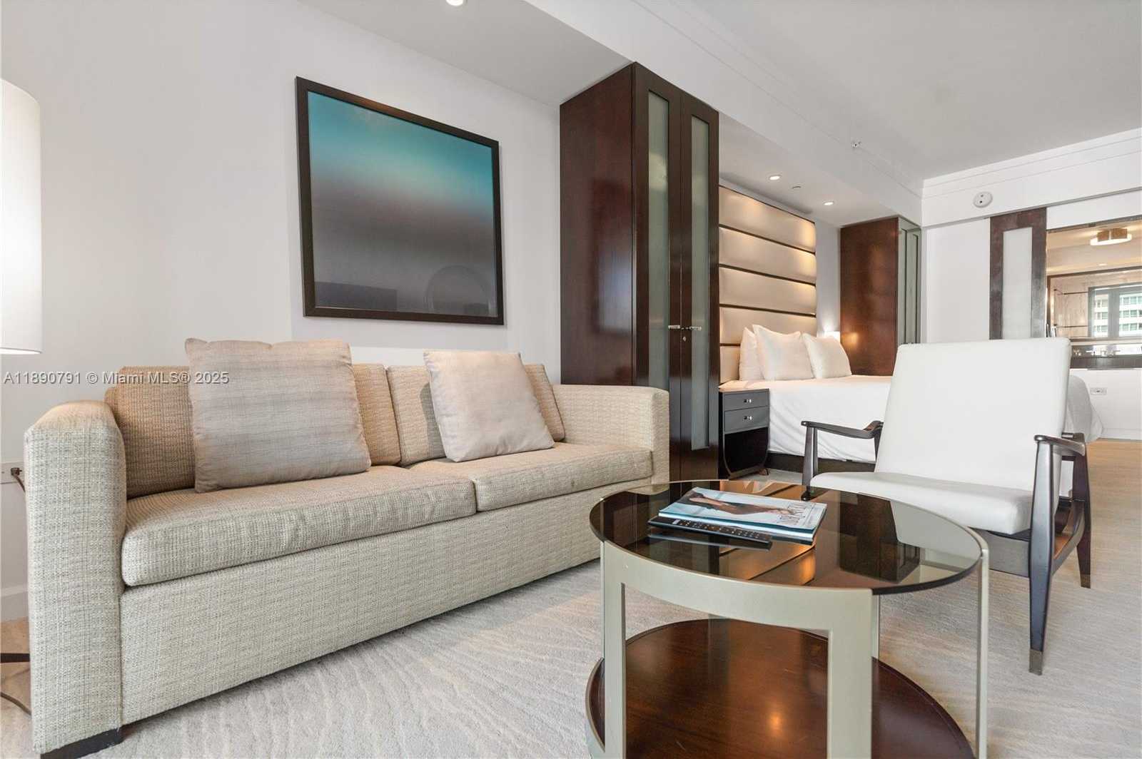 Small Image of 4391 COLLINS AVE #402, Miami Beach Number 15