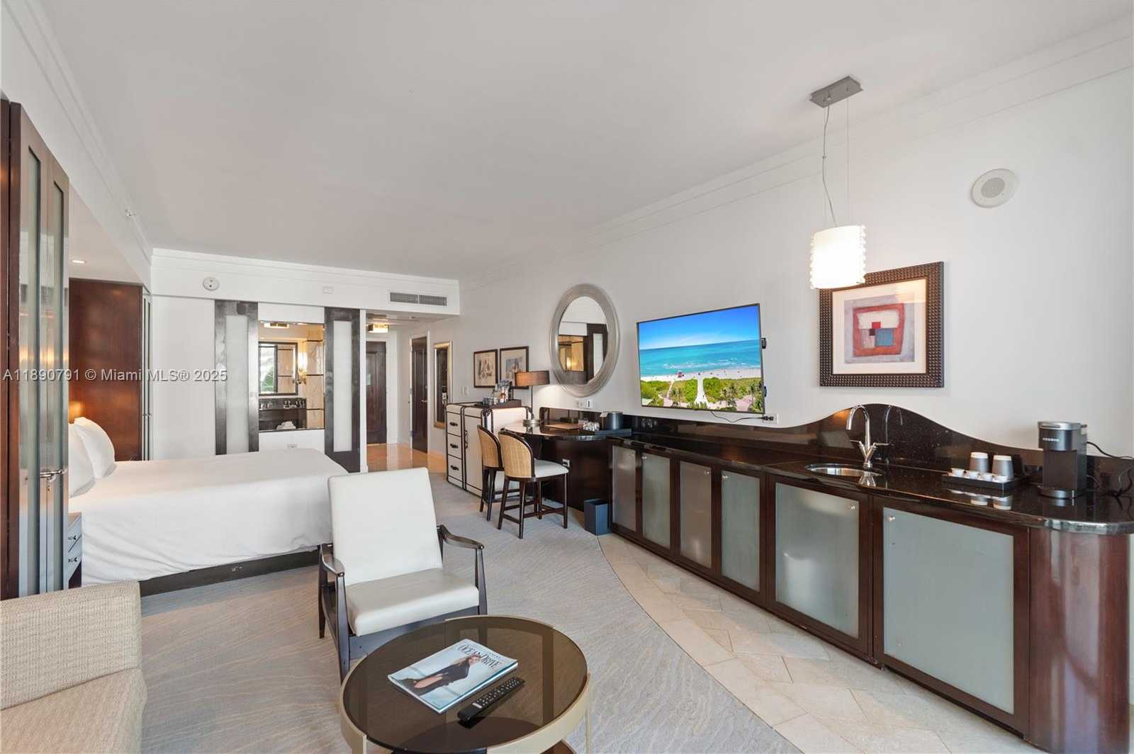 Small Image of 4391 COLLINS AVE #402, Miami Beach Number 16