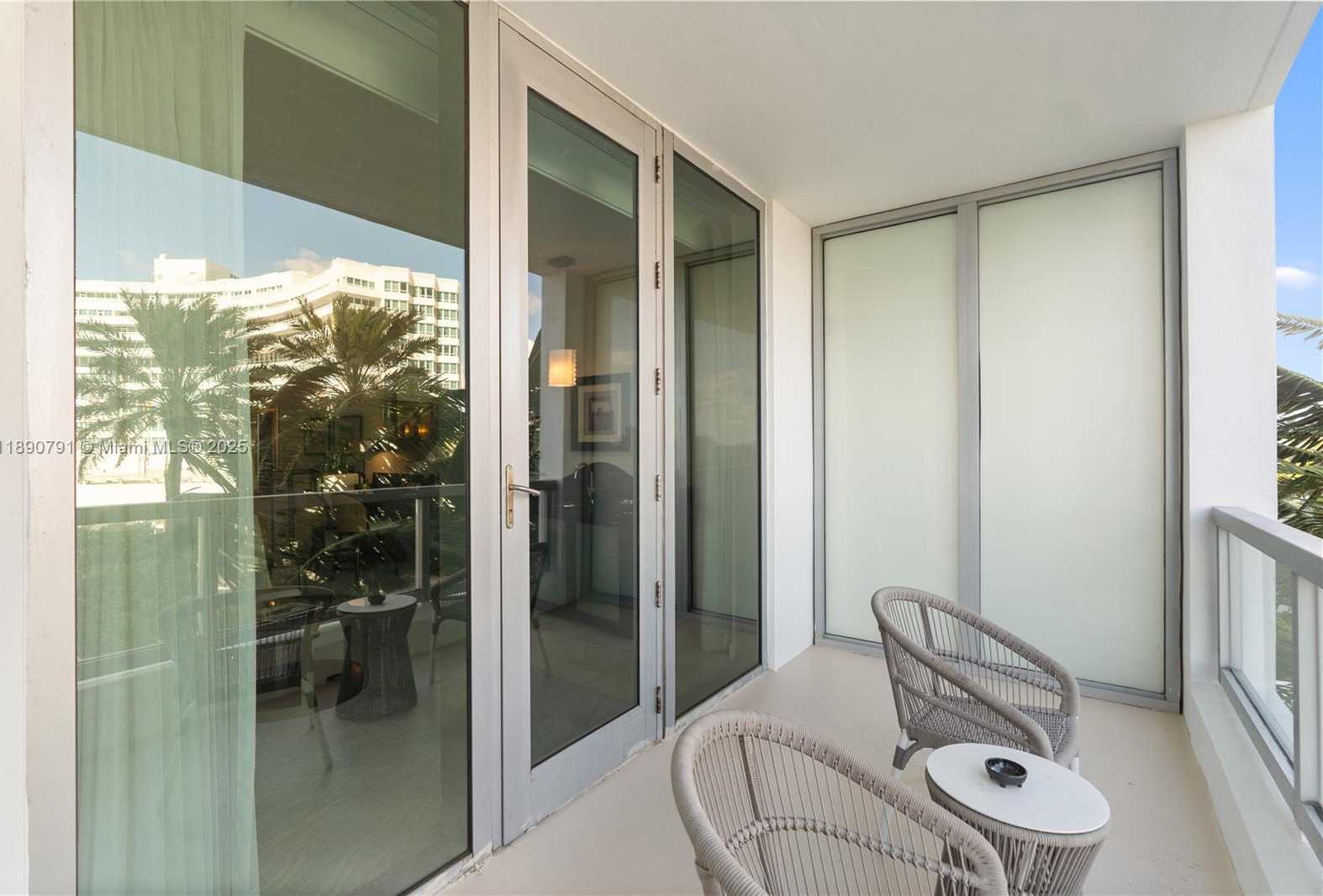 Small Image of 4391 COLLINS AVE #402, Miami Beach Number 6