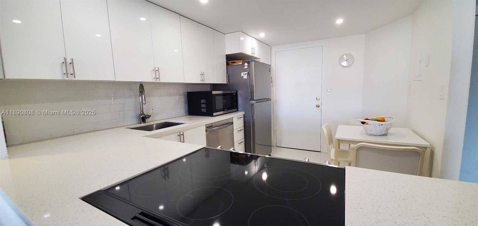 Small Image of 1351 NORTH EAST MIAMI GARDENS DR #202E, Miami Number 8