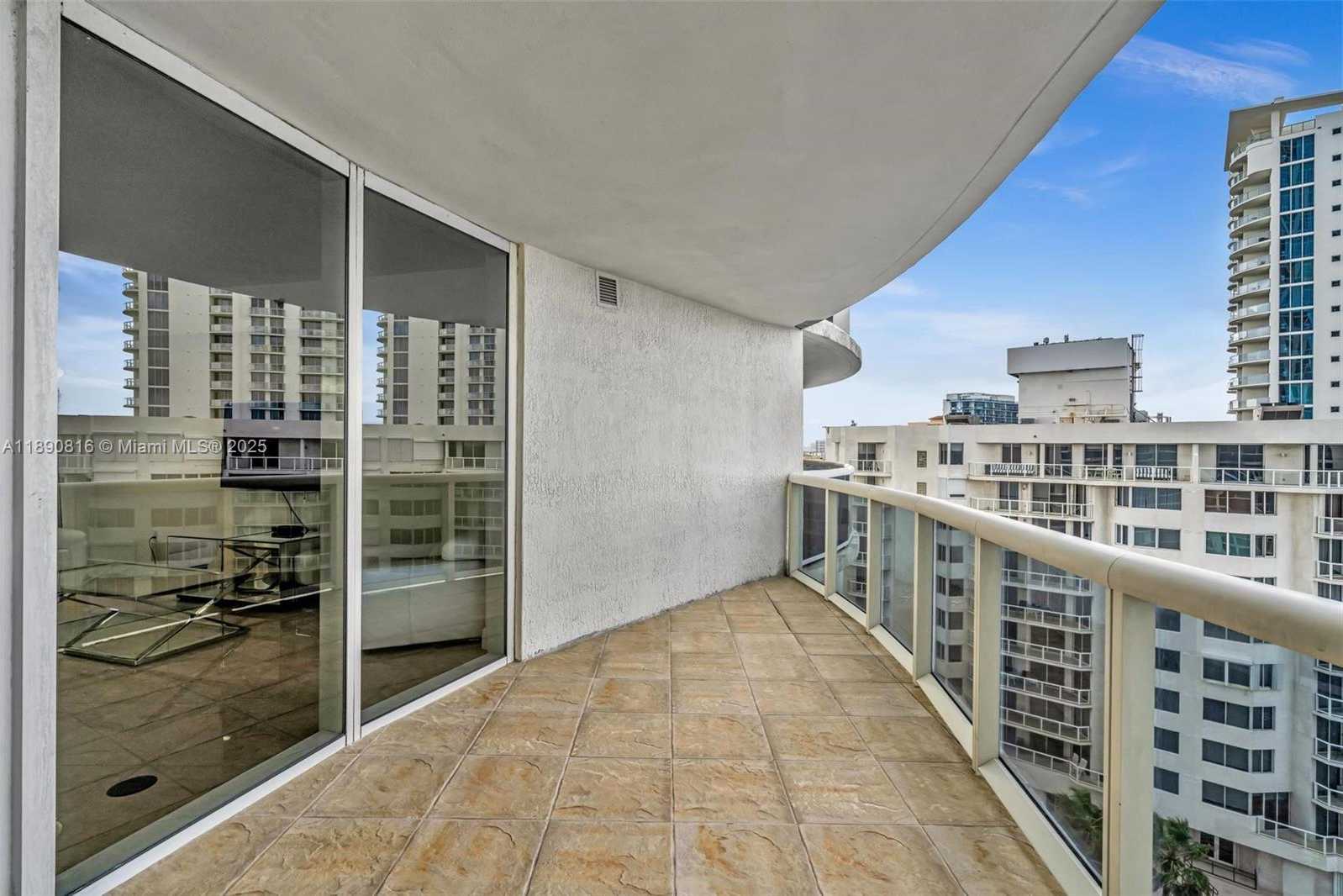 Small Image of 17201 COLLINS AVE #1107, Sunny Isles Beach Number 11