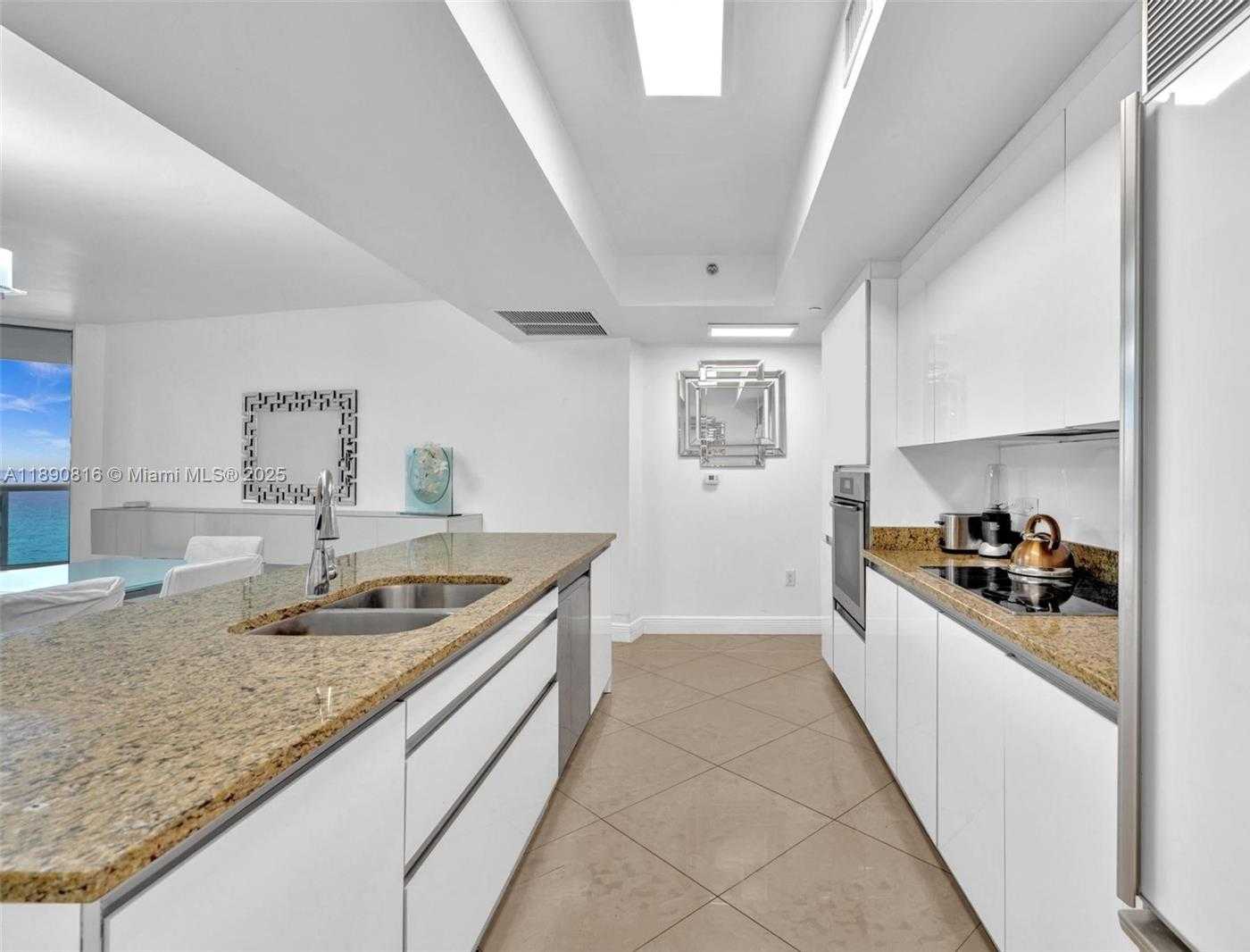 Small Image of 17201 COLLINS AVE #1107, Sunny Isles Beach Number 18