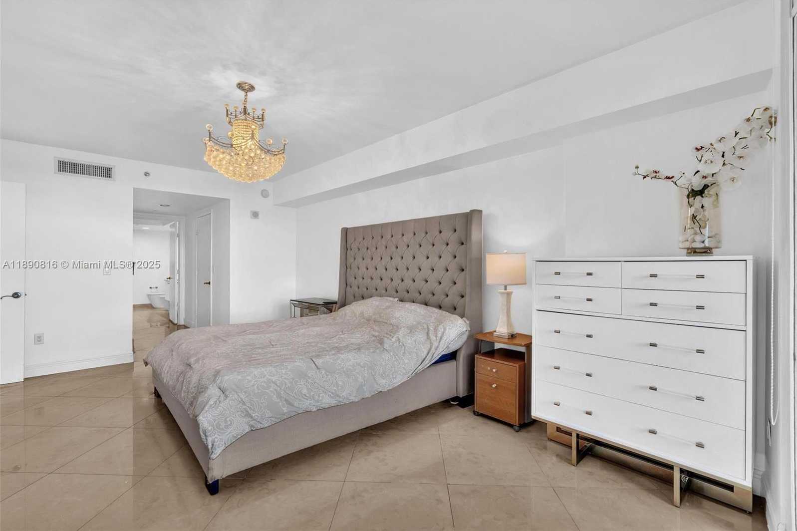Small Image of 17201 COLLINS AVE #1107, Sunny Isles Beach Number 26