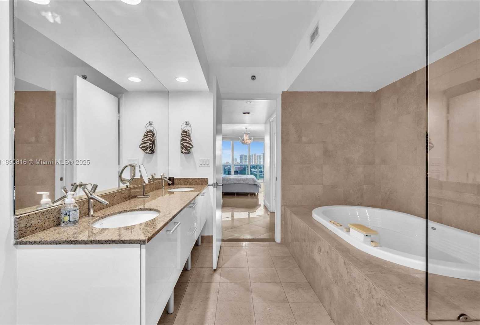 Small Image of 17201 COLLINS AVE #1107, Sunny Isles Beach Number 30