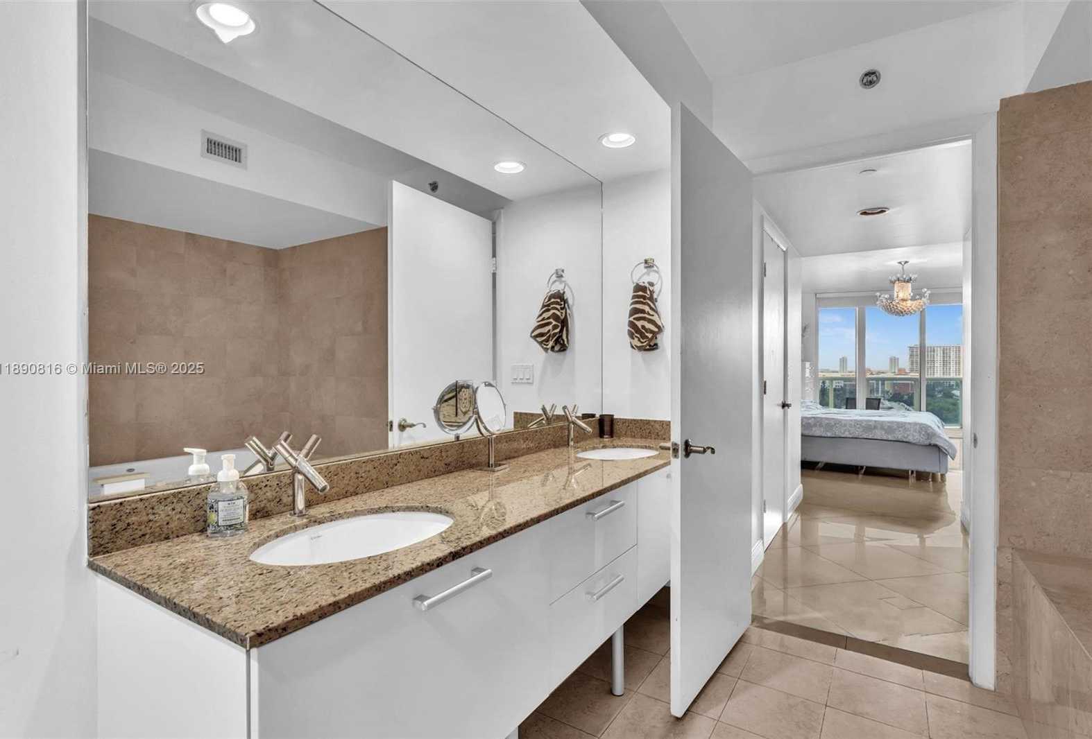 Small Image of 17201 COLLINS AVE #1107, Sunny Isles Beach Number 35