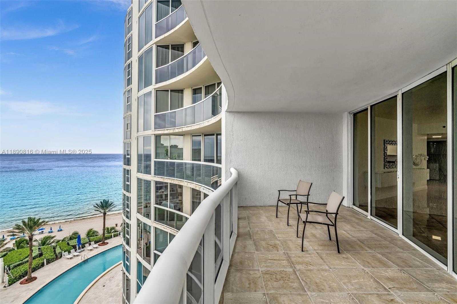 Small Image of 17201 COLLINS AVE #1107, Sunny Isles Beach Number 8