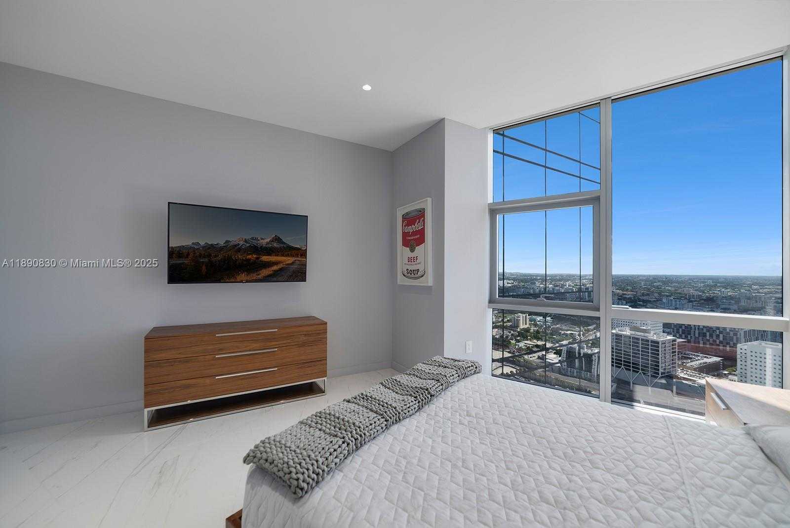 Small Image of 851 NORTH EAST 1ST AVE #4401/4402, Miami Number 21
