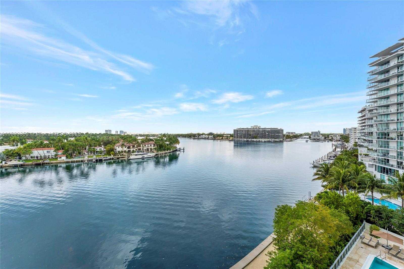 Small Image of 6620 INDIAN CREEK DR #PH711, Miami Beach Number 18