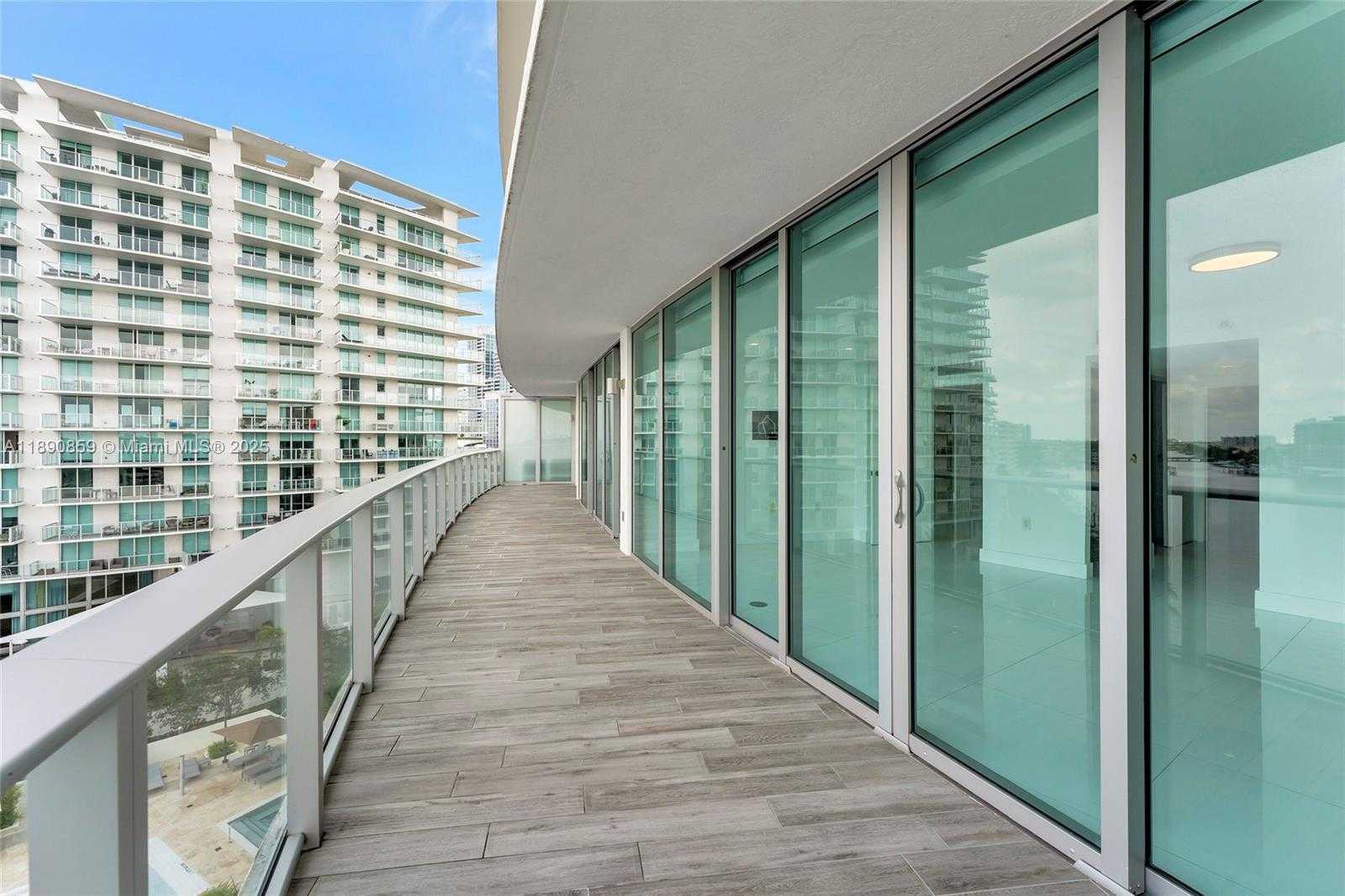 Small Image of 6620 INDIAN CREEK DR #PH711, Miami Beach Number 20