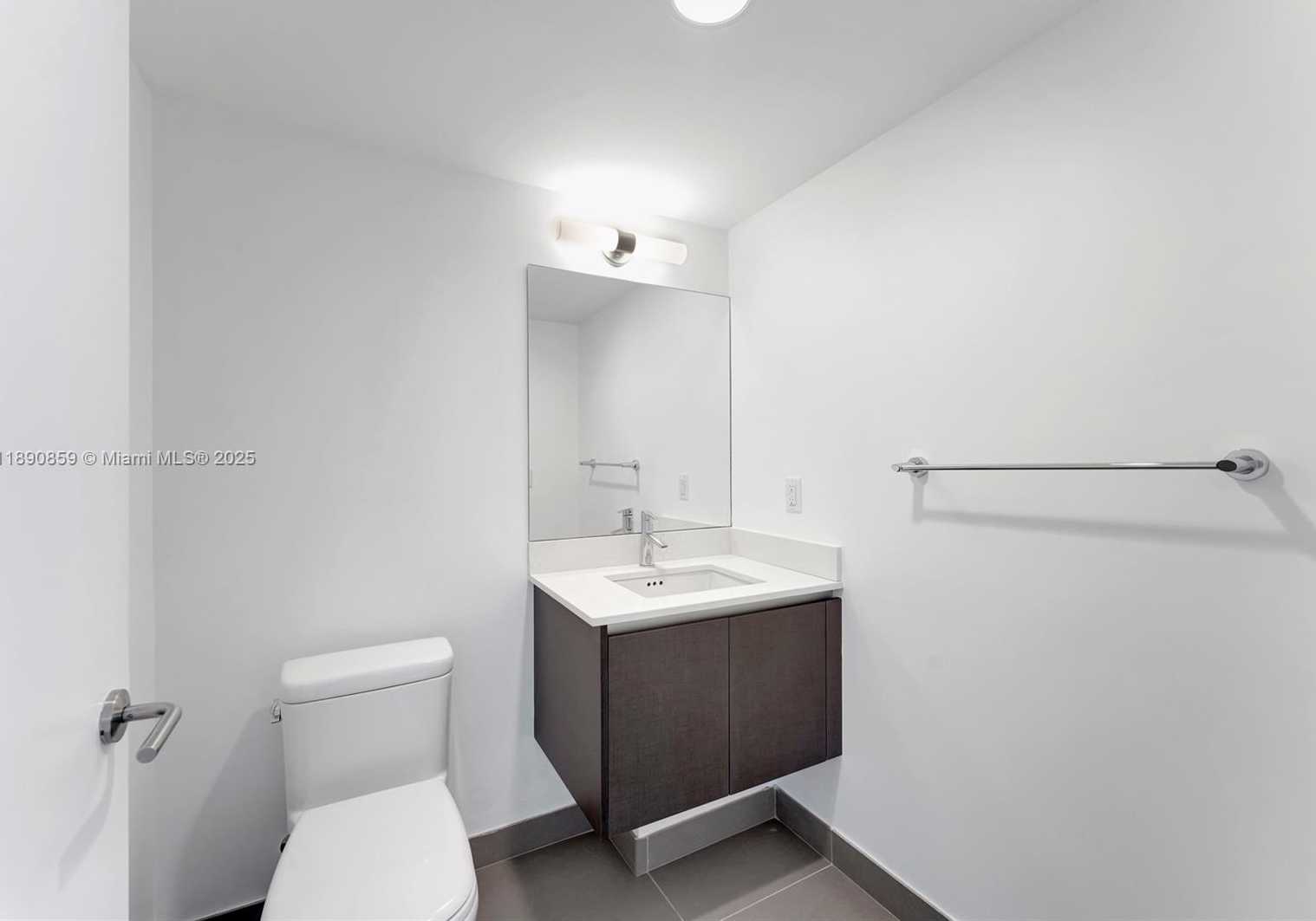 Small Image of 6620 INDIAN CREEK DR #PH711, Miami Beach Number 36