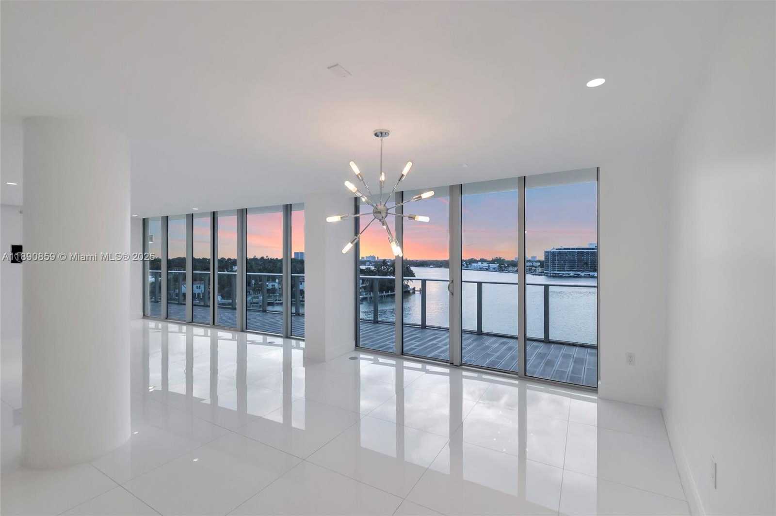 Small Image of 6620 INDIAN CREEK DR #PH711, Miami Beach Number 39