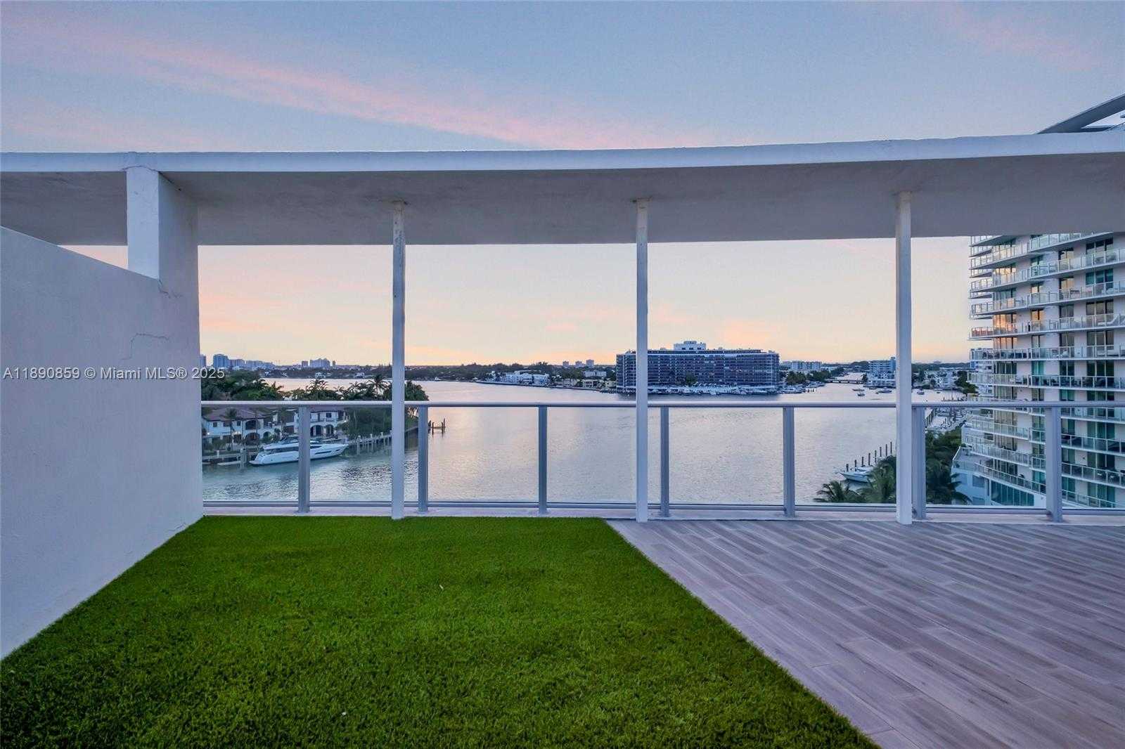 Small Image of 6620 INDIAN CREEK DR #PH711, Miami Beach Number 48