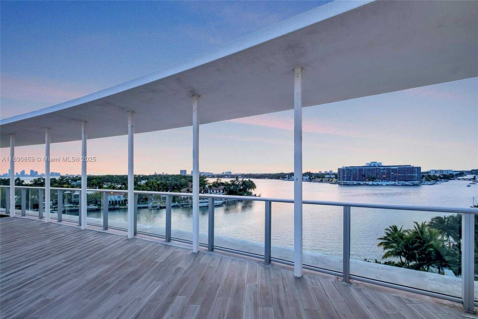 Small Image of 6620 INDIAN CREEK DR #PH711, Miami Beach Number 53