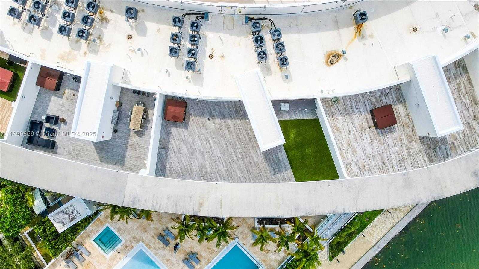 Small Image of 6620 INDIAN CREEK DR #PH711, Miami Beach Number 58