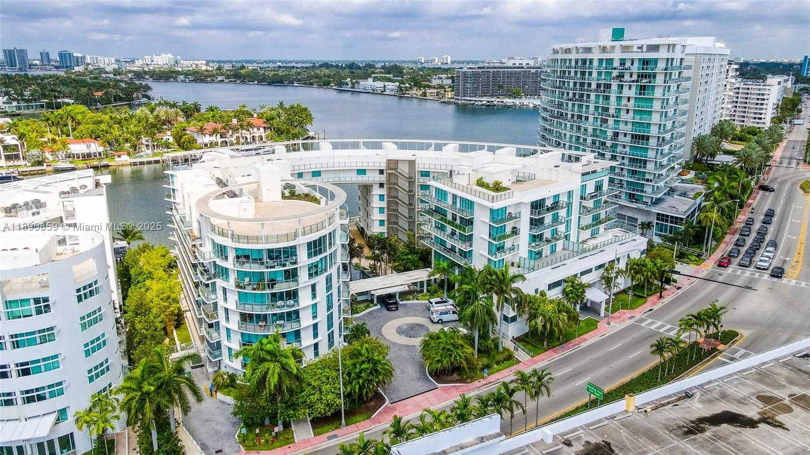Small Image of 6620 INDIAN CREEK DR #PH711, Miami Beach Number 61