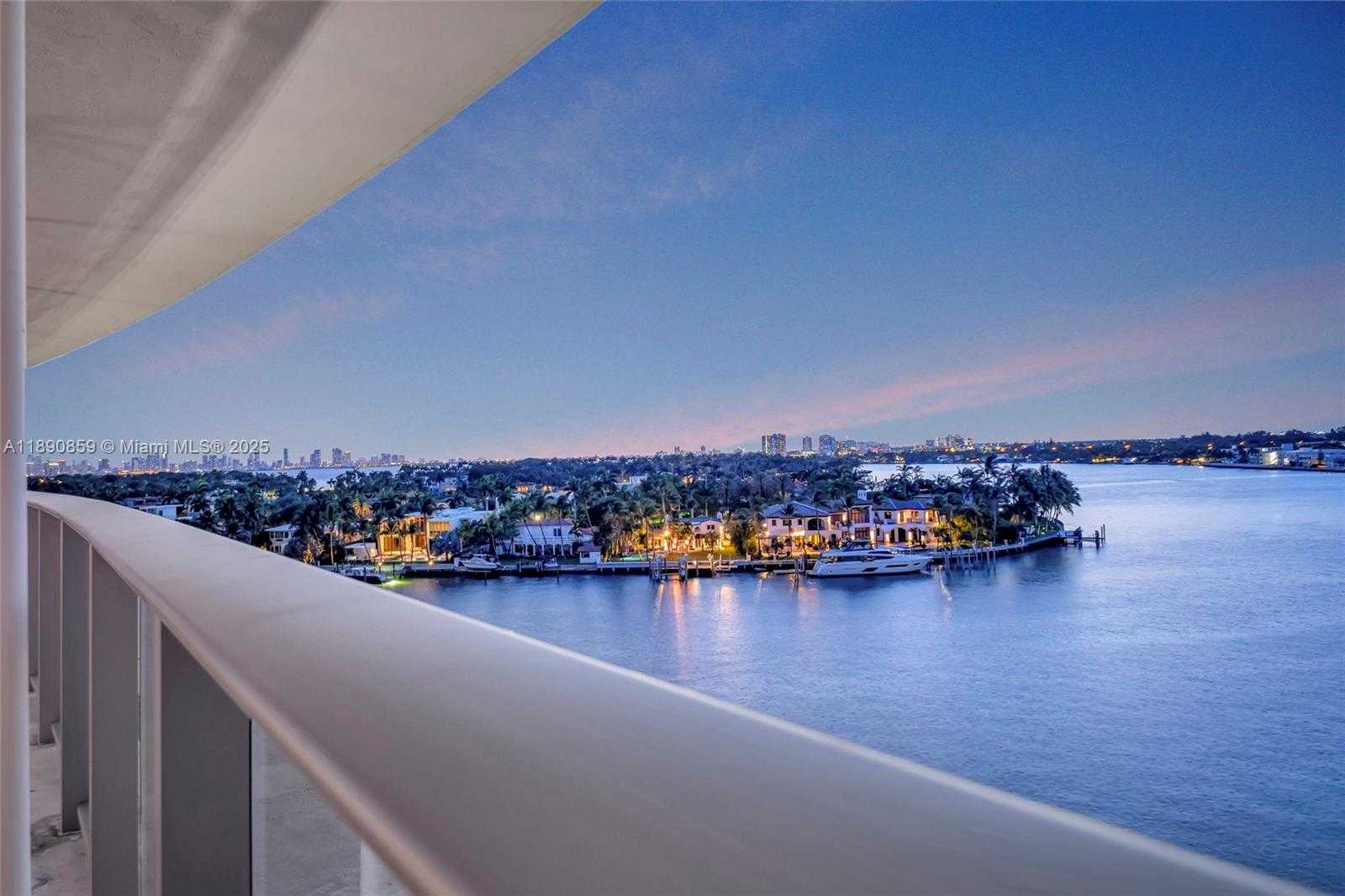 Small Image of 6620 INDIAN CREEK DR #PH711, Miami Beach Number 79