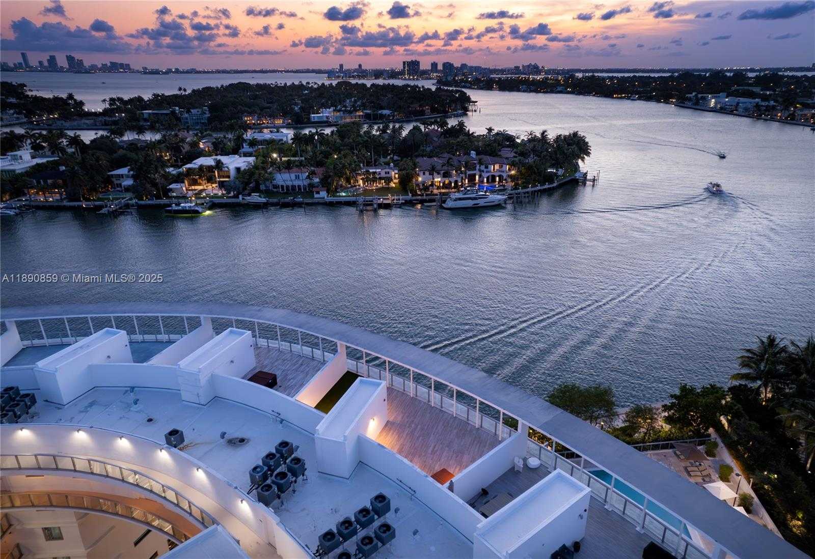 Small Image of 6620 INDIAN CREEK DR #PH711, Miami Beach Number 81