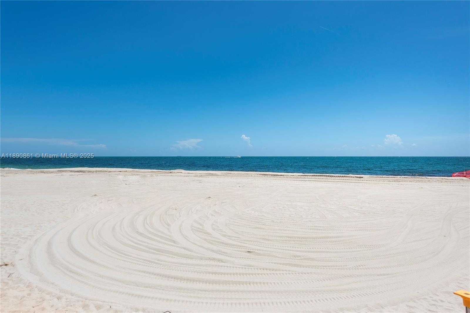 Small Image of Bal Harbour Number 14