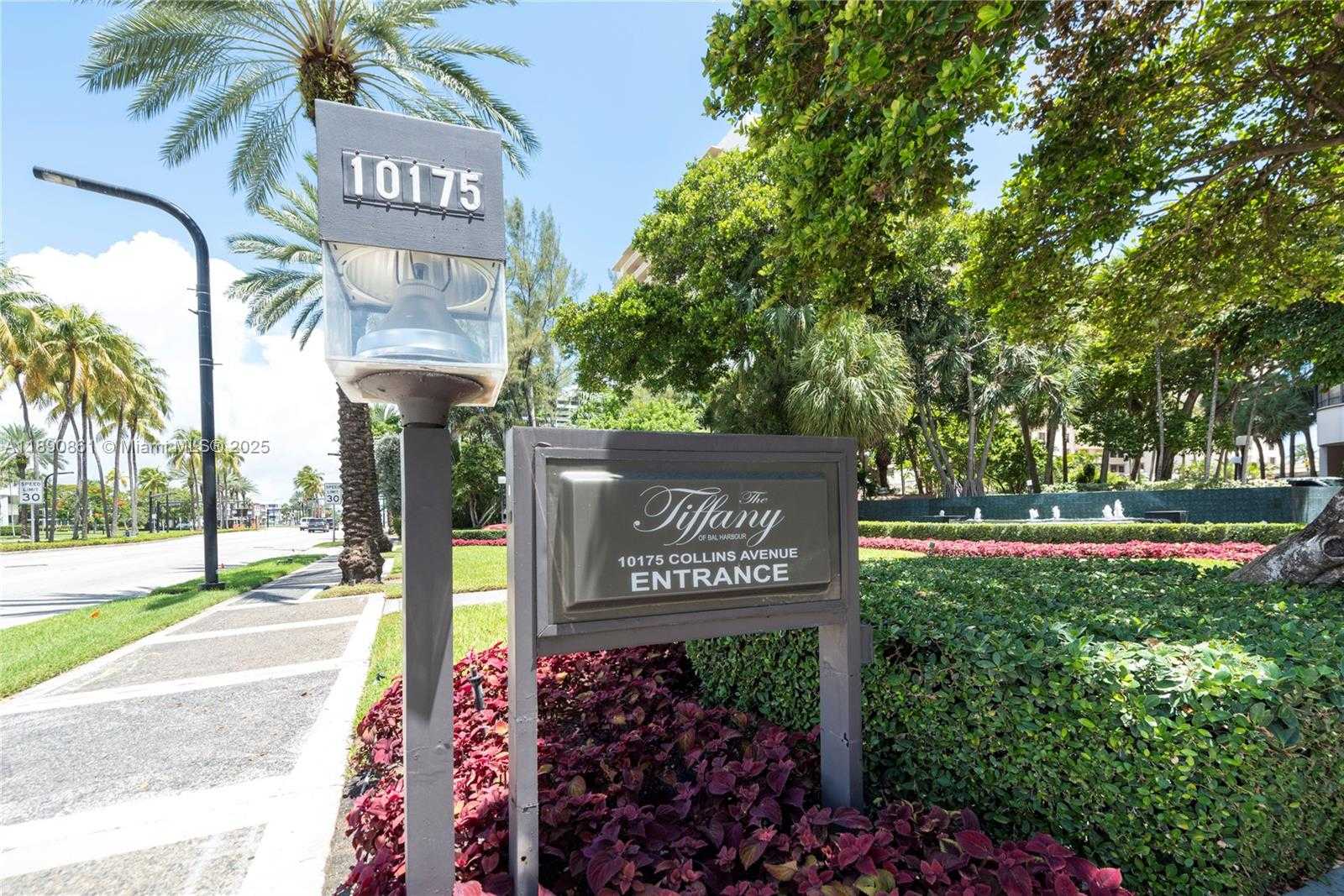 Small Image of Bal Harbour Number 18