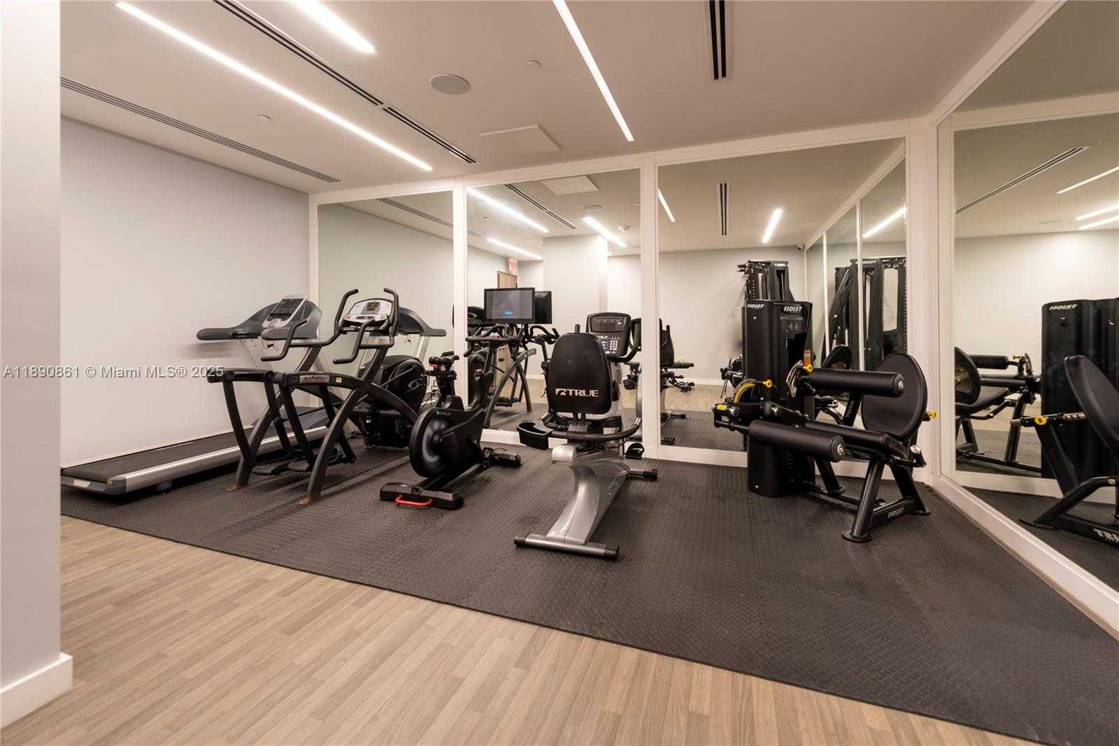 Small Image of Bal Harbour Number 21