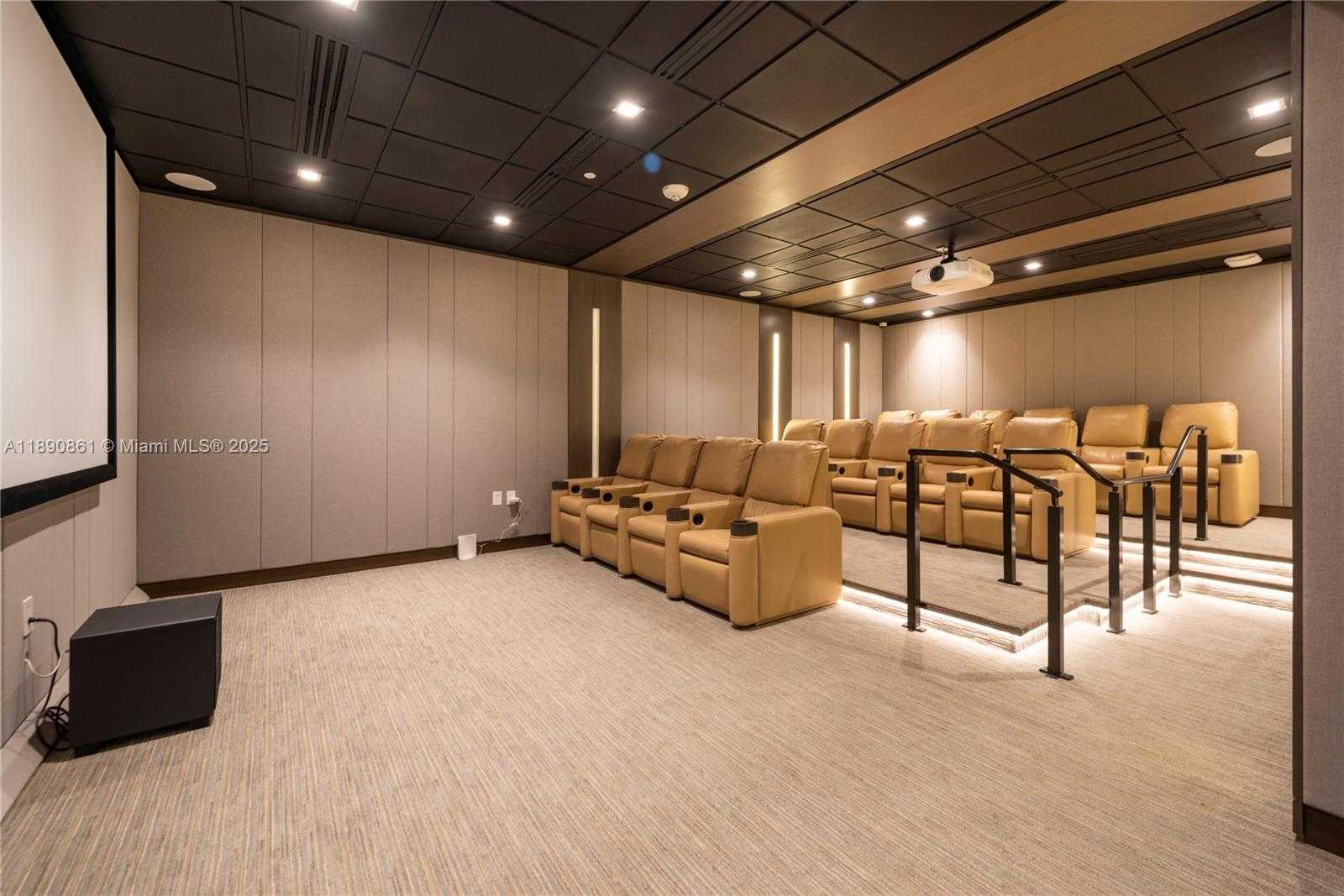 Small Image of Bal Harbour Number 22