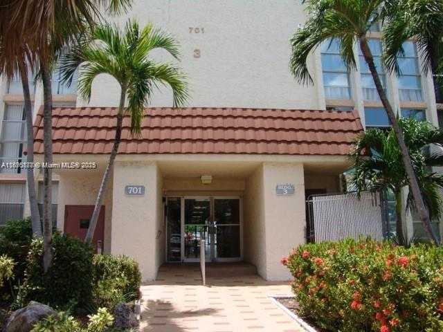 Small Image of 701 THREE ISLANDS BLVD #510, Hallandale Beach Number 2