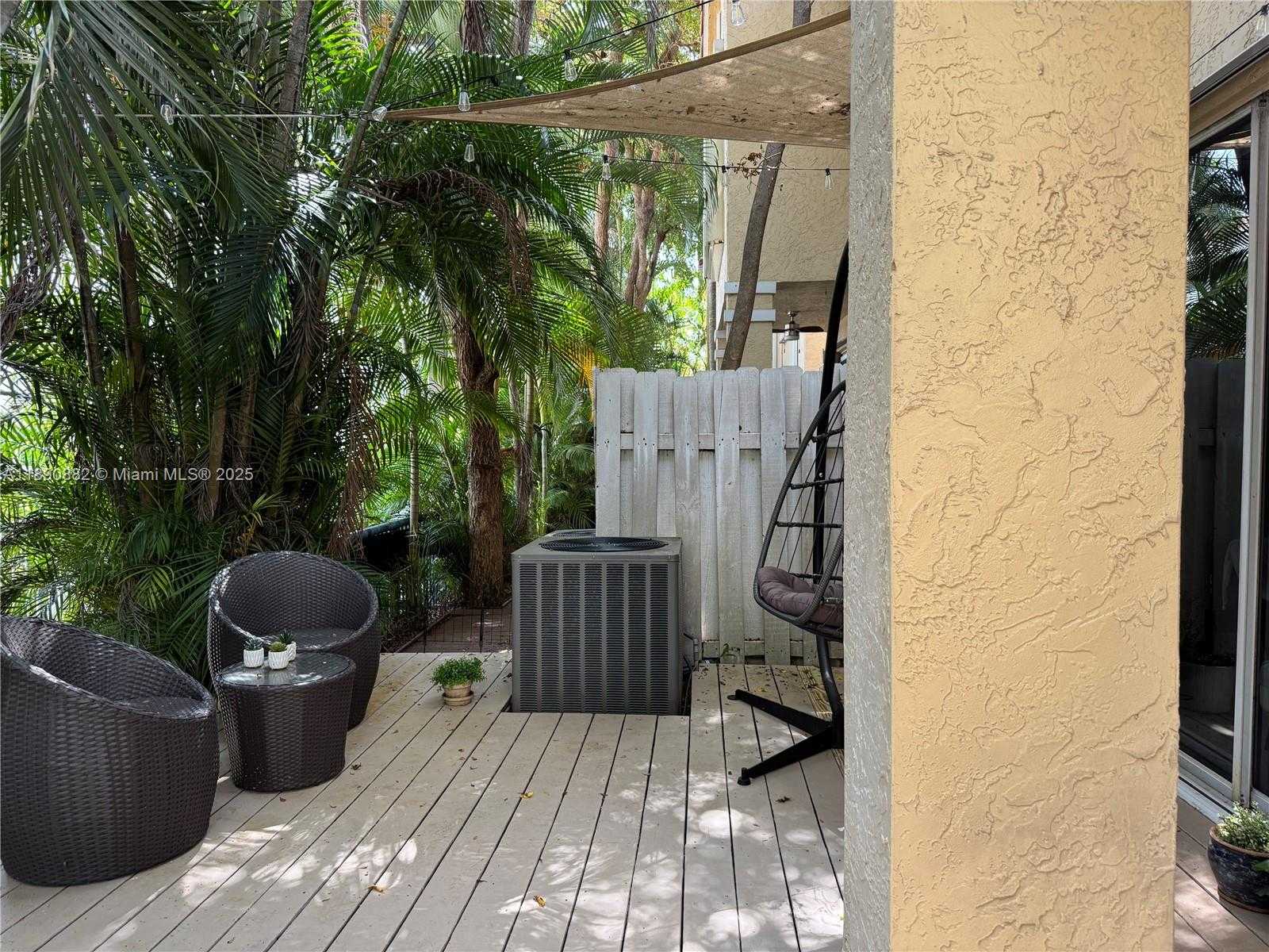 Small Image of 3441 NORTH EAST 210TH TERRACE, Aventura Number 11