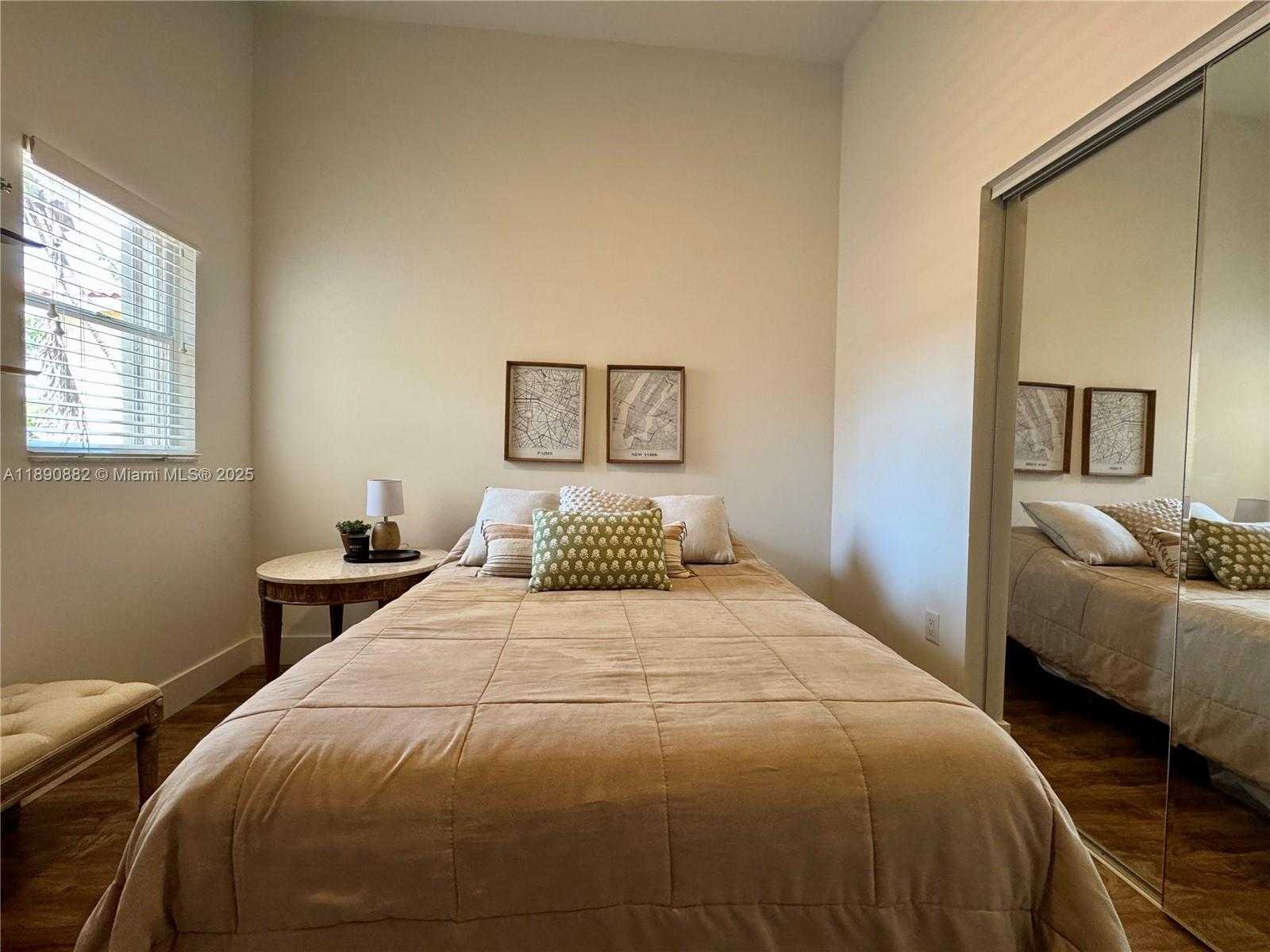 Small Image of 3441 NORTH EAST 210TH TERRACE, Aventura Number 15