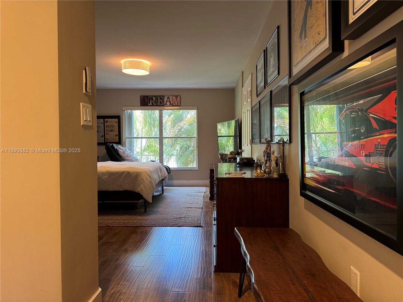 Small Image of 3441 NORTH EAST 210TH TERRACE, Aventura Number 23