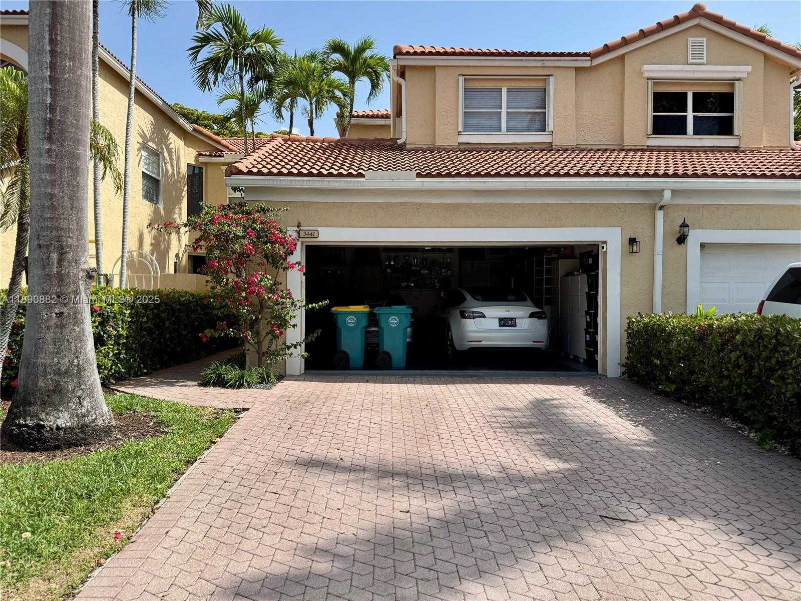 Small Image of 3441 NORTH EAST 210TH TERRACE, Aventura Number 3
