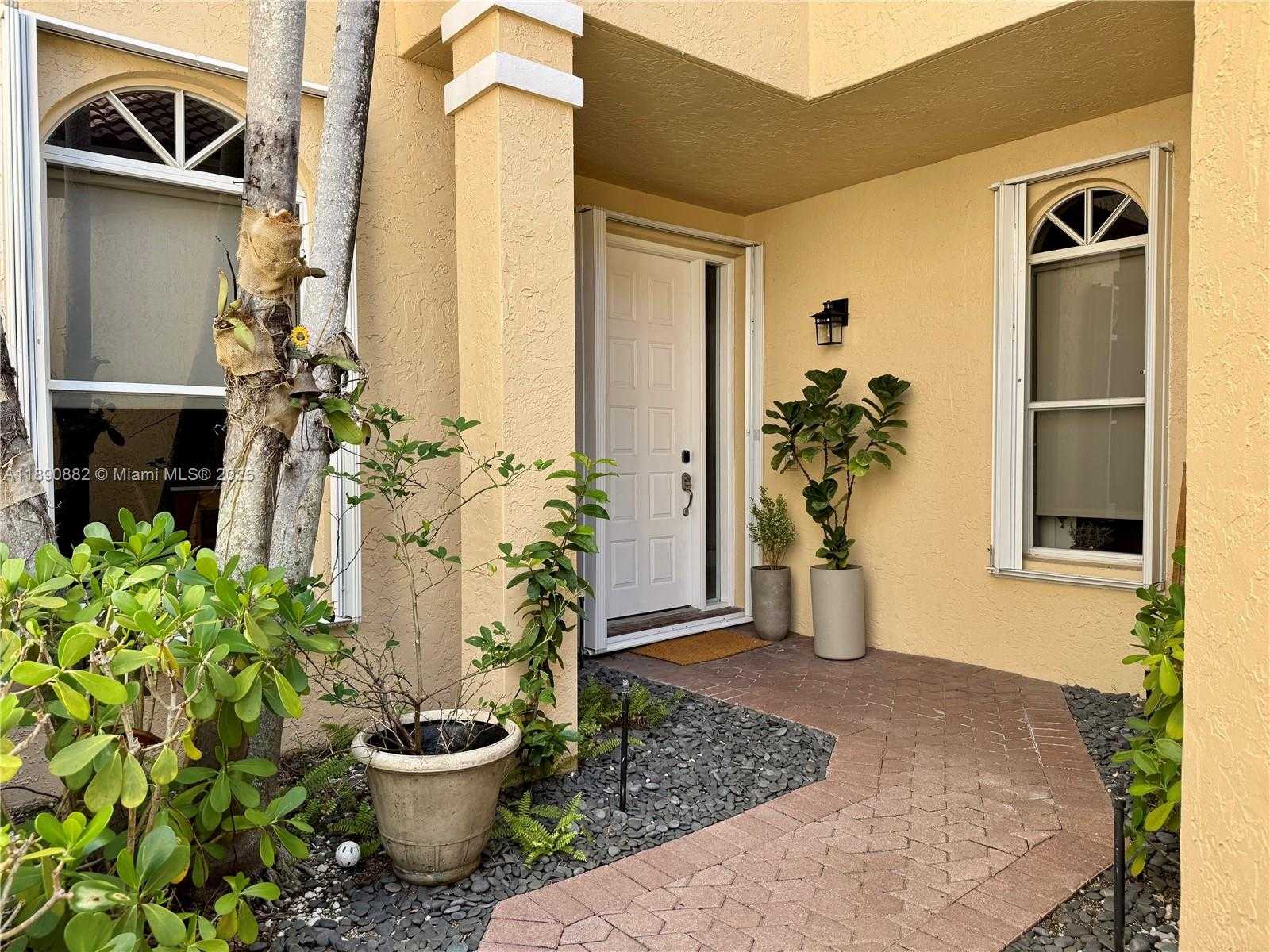 Small Image of 3441 NORTH EAST 210TH TERRACE, Aventura Number 4