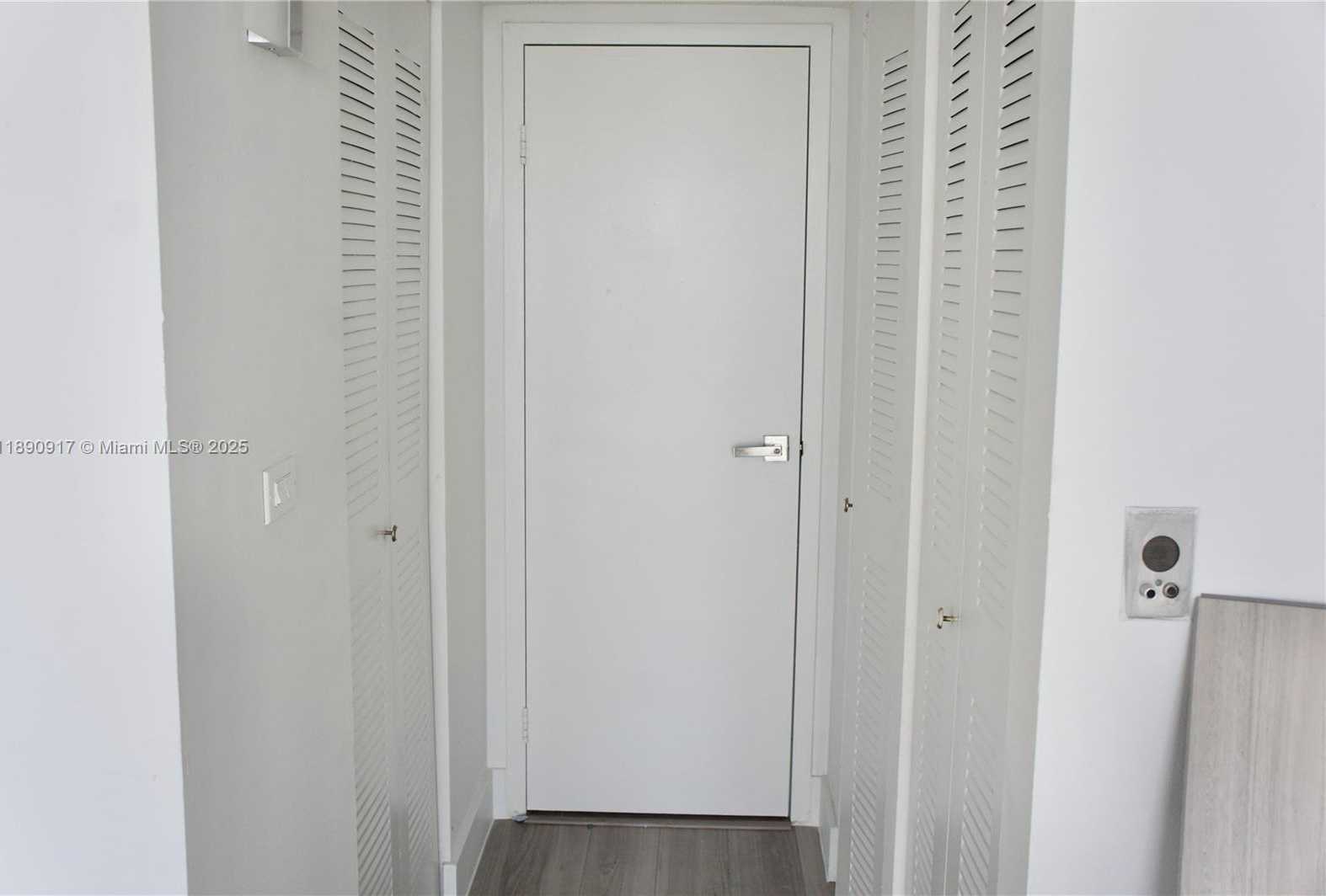 Small Image of 7601 EAST TREASURE DR #1406, North Bay Village Number 18