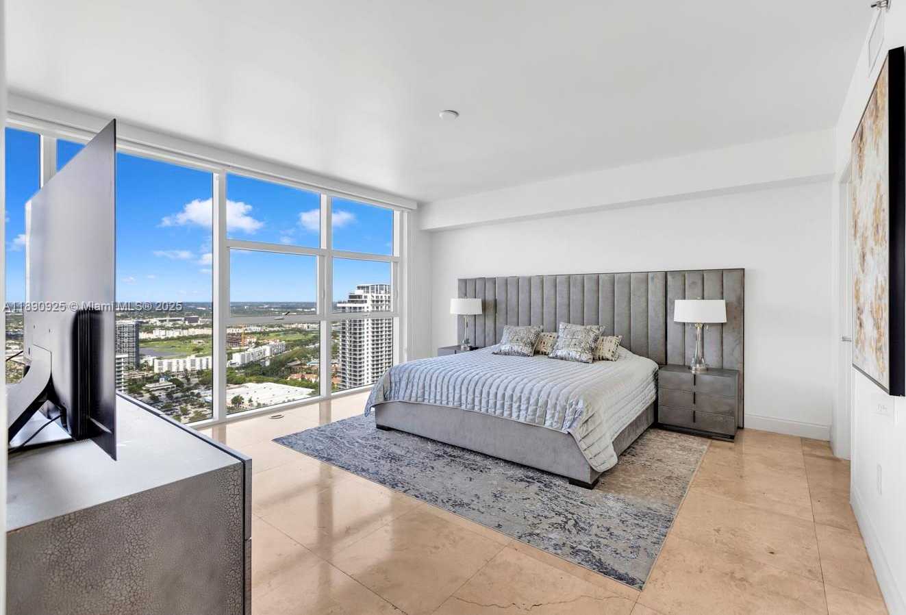 Small Image of 1830 SOUTH OCEAN DR #4807, Hallandale Beach Number 12
