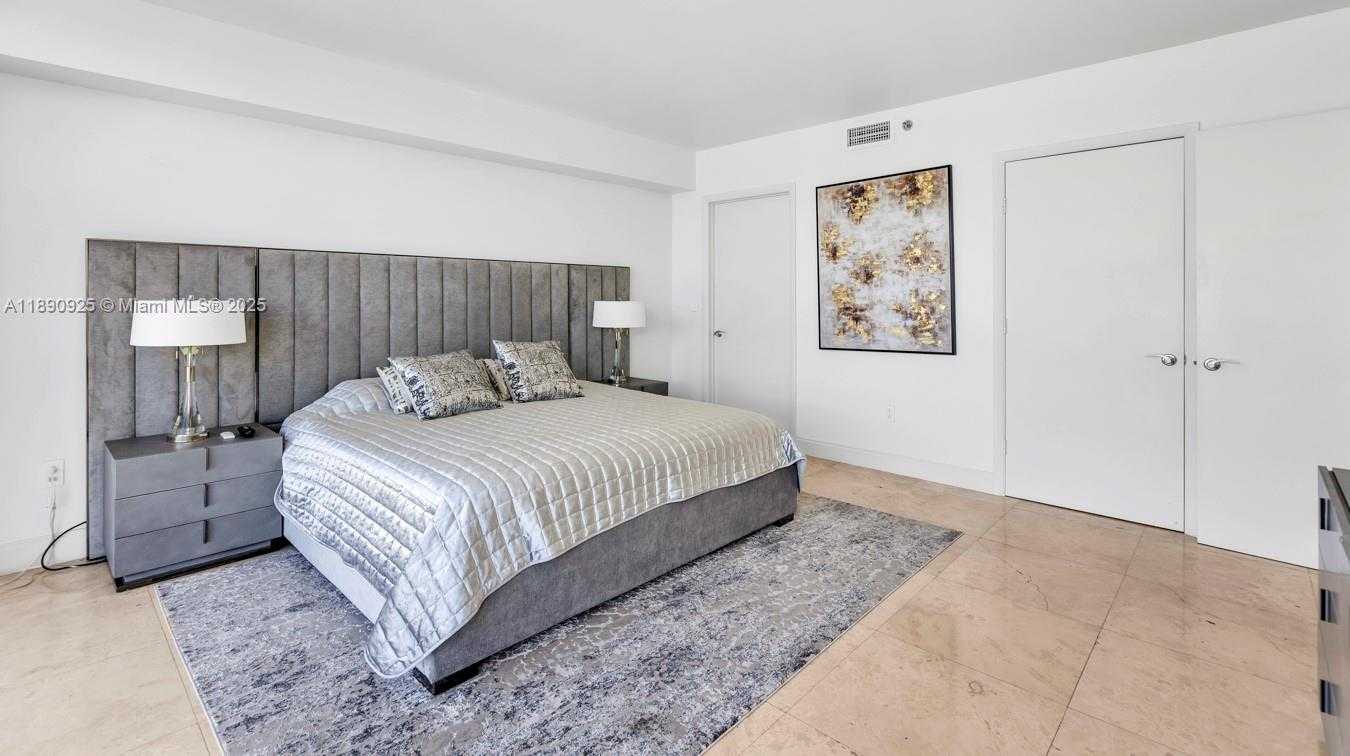 Small Image of 1830 SOUTH OCEAN DR #4807, Hallandale Beach Number 14