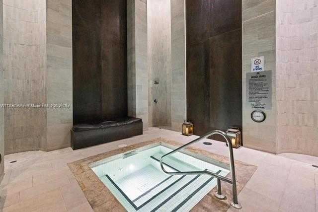 Small Image of 1830 SOUTH OCEAN DR #4807, Hallandale Beach Number 38
