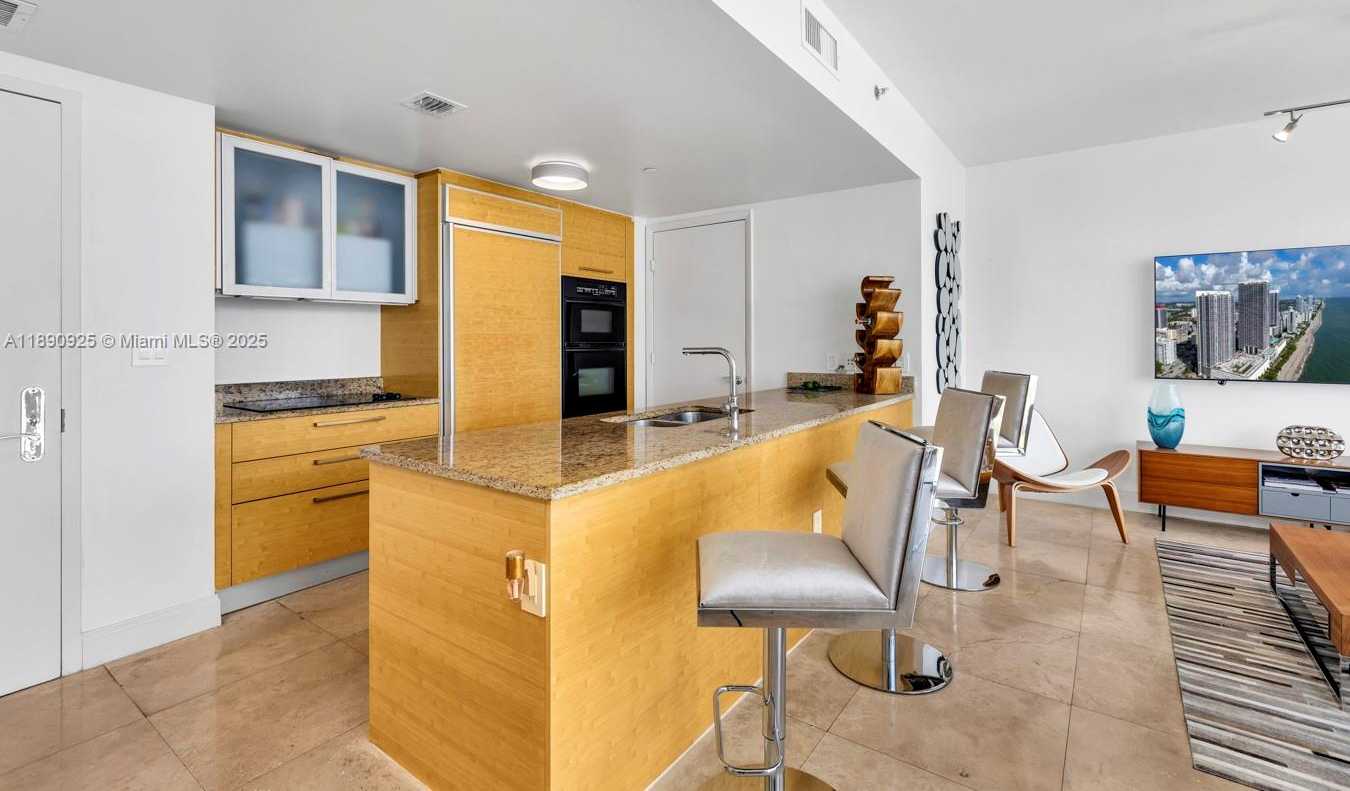 Small Image of 1830 SOUTH OCEAN DR #4807, Hallandale Beach Number 9