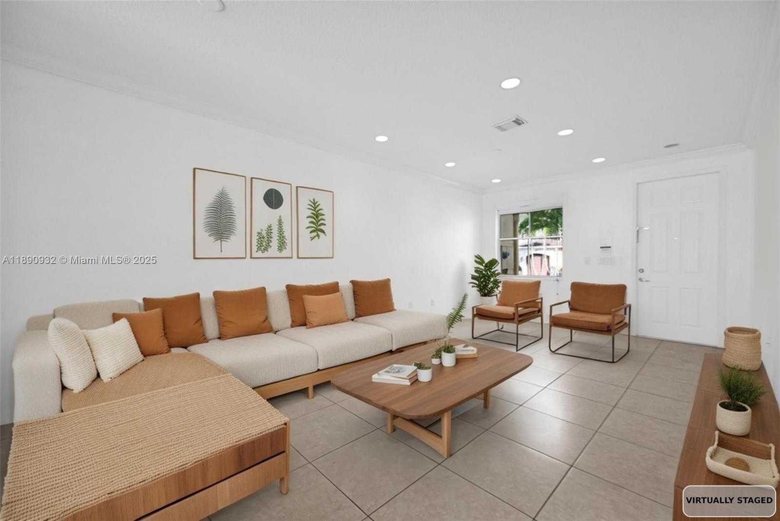 Imagen de Pequeño Objeto