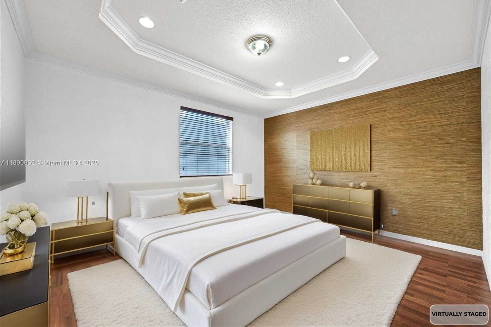 Imagen de Pequeño Objeto