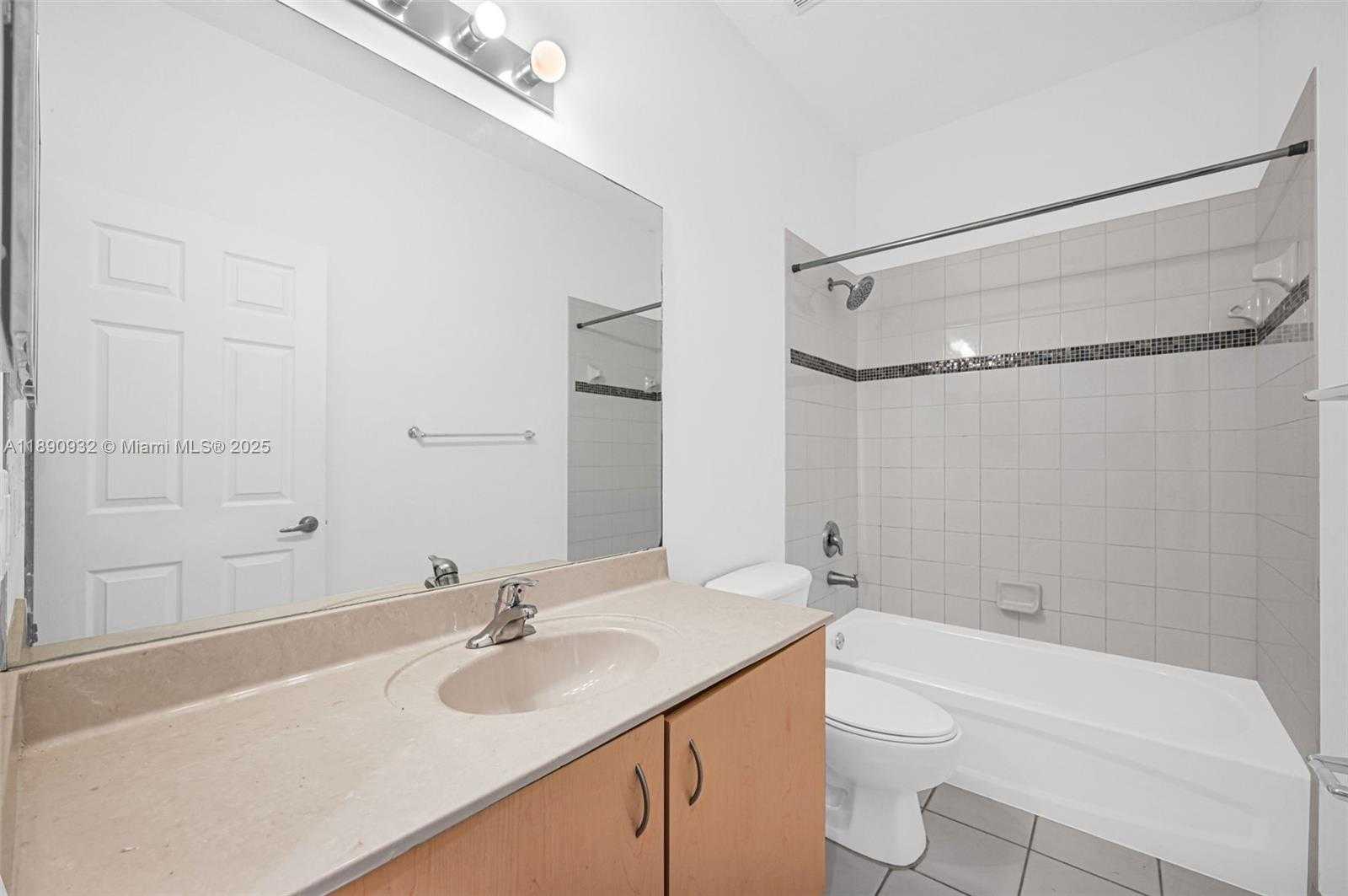 Imagen de Pequeño Objeto