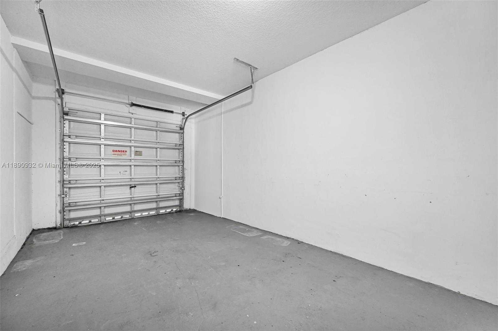 Imagen de Pequeño Objeto