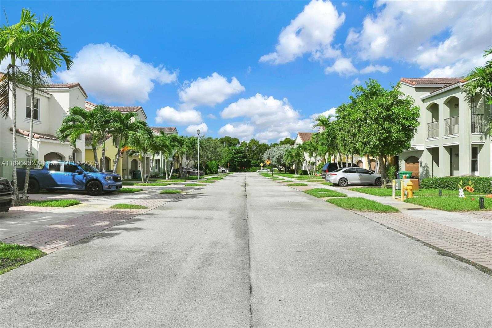 Imagen de Pequeño Objeto