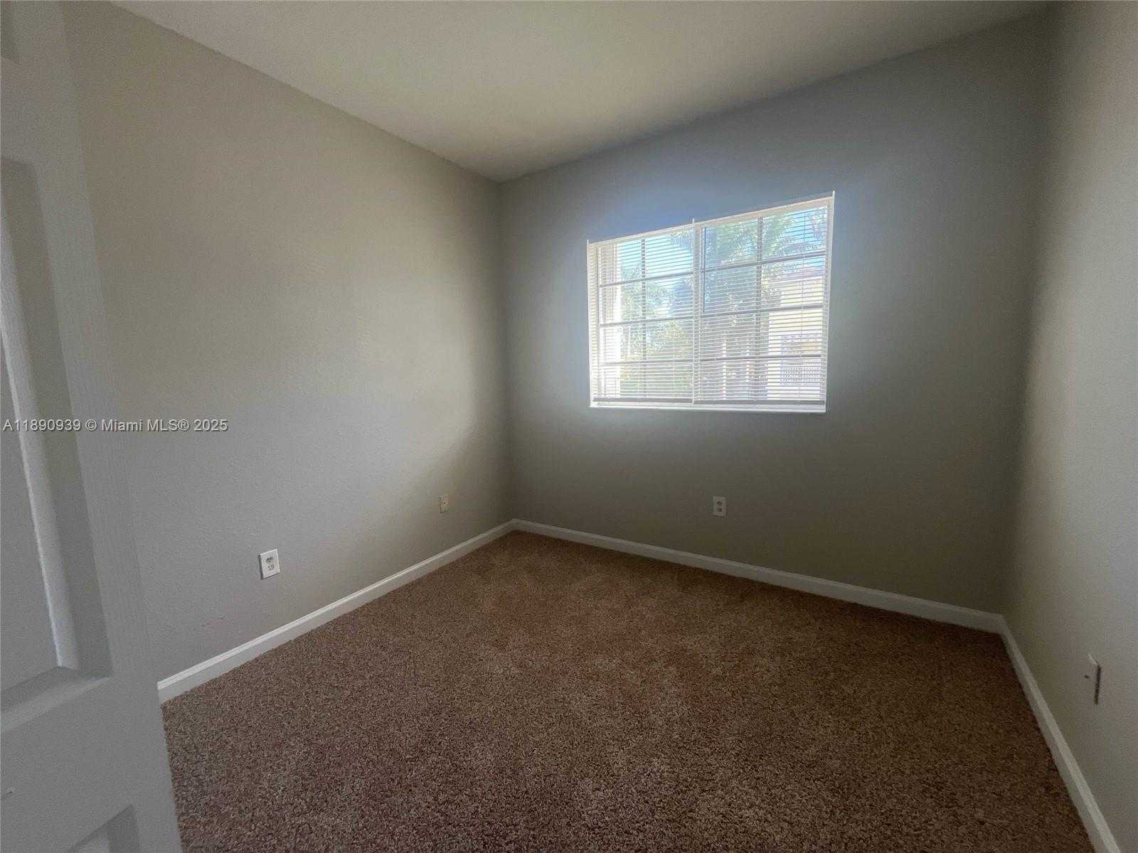 Small Image of 2731 NORTH EAST 3RD DR #203, Homestead Number 5