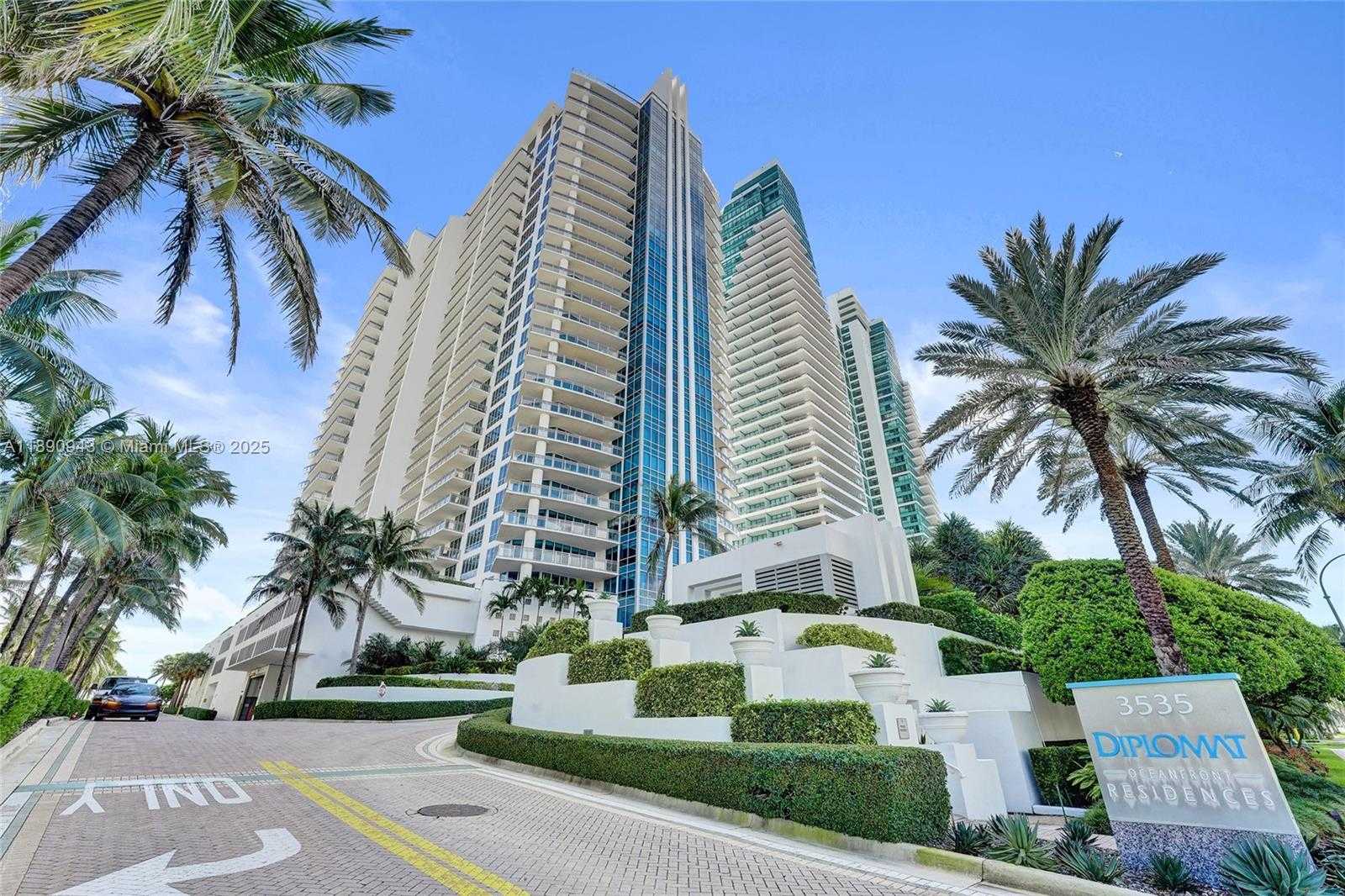 Small Image of 3535 SOUTH OCEAN DR #1703, Hollywood Number 10
