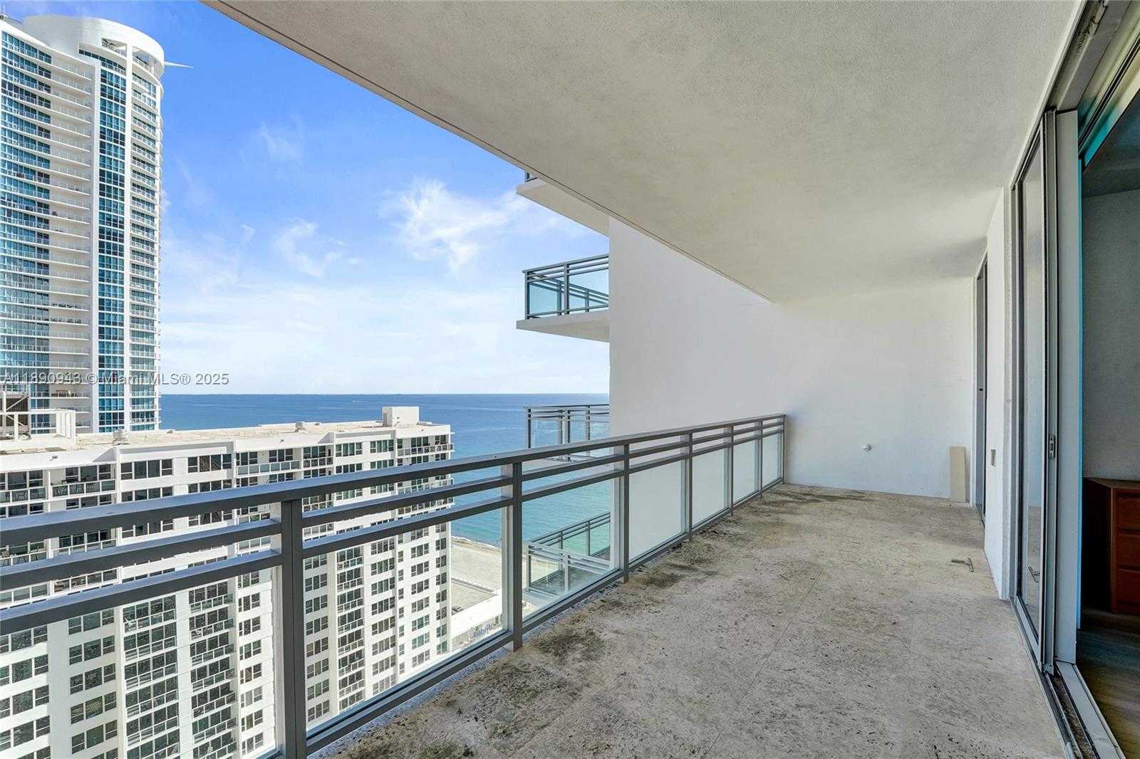 Small Image of 3535 SOUTH OCEAN DR #1703, Hollywood Number 21