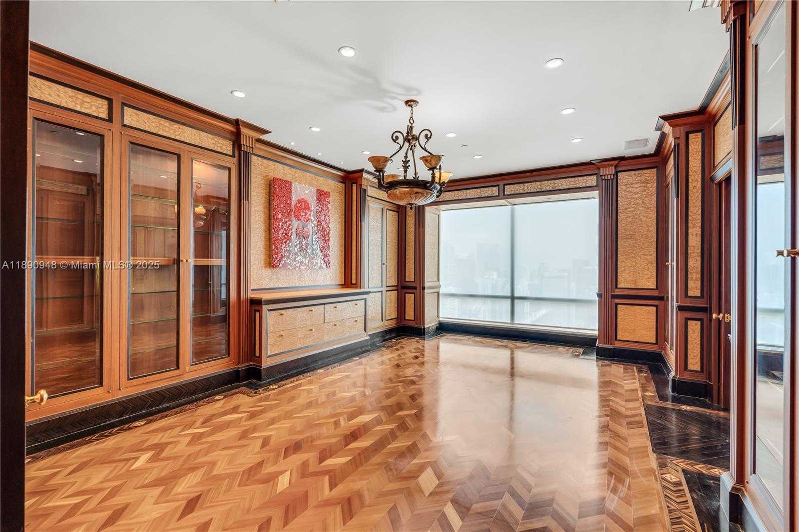 Small Image of 1425 BRICKELL AVE #54DEF, Miami Number 30