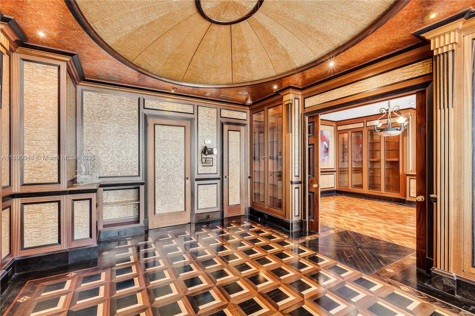Small Image of 1425 BRICKELL AVE #54DEF, Miami Number 31